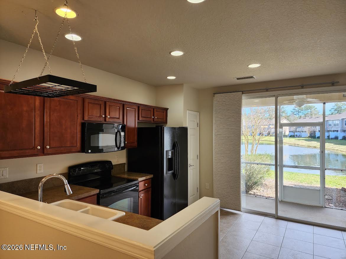 6694 ARCHING BRANCH Circle