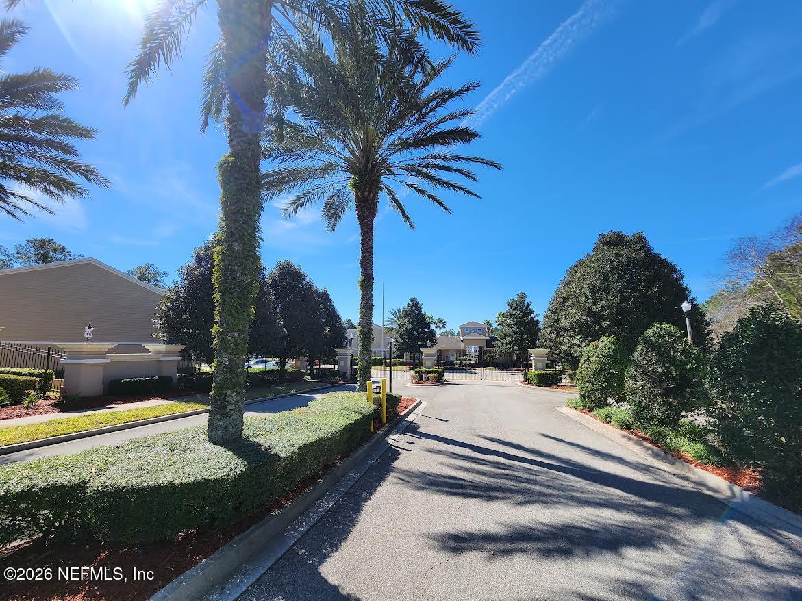 6694 ARCHING BRANCH Circle