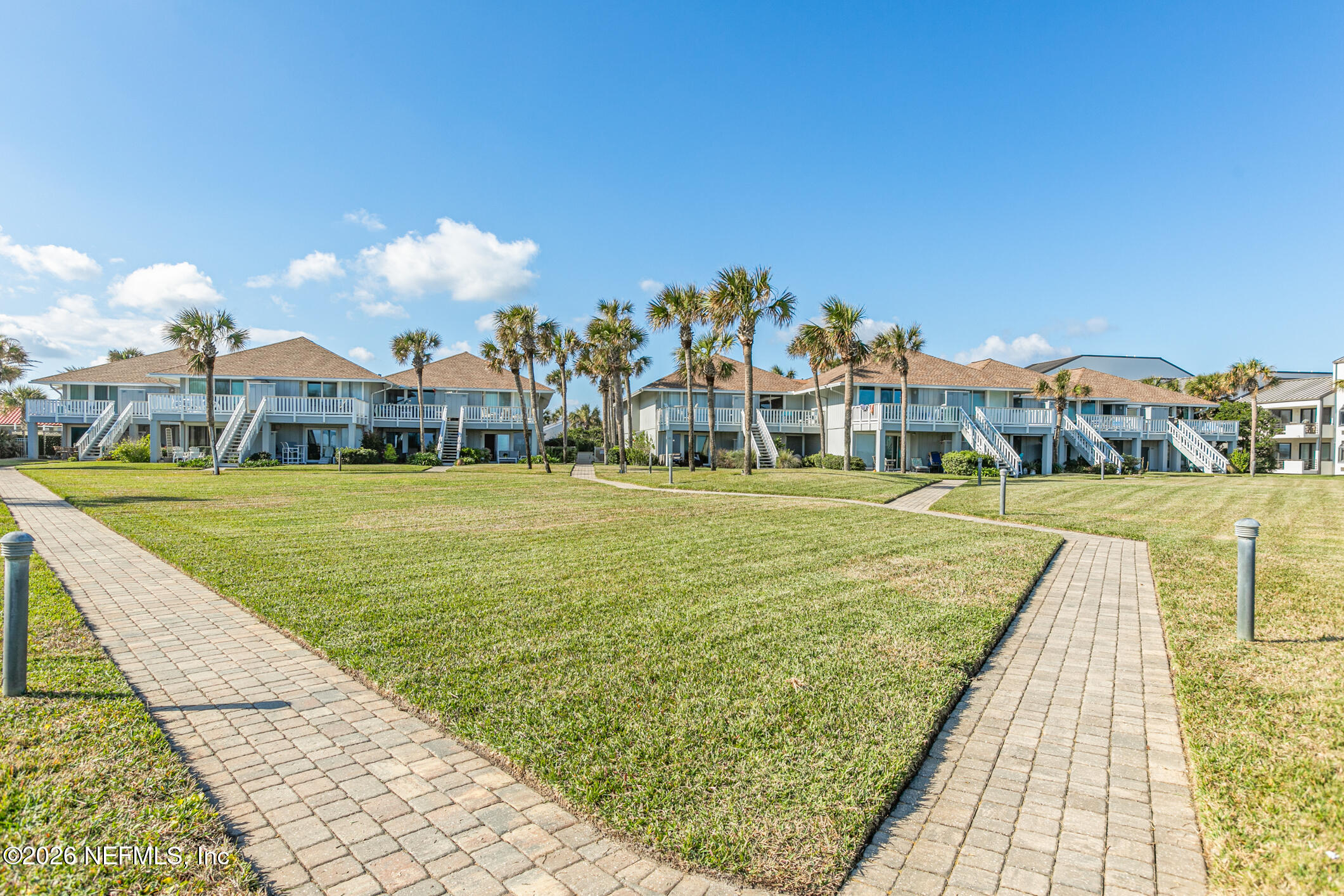 610 SUMMER PLACE