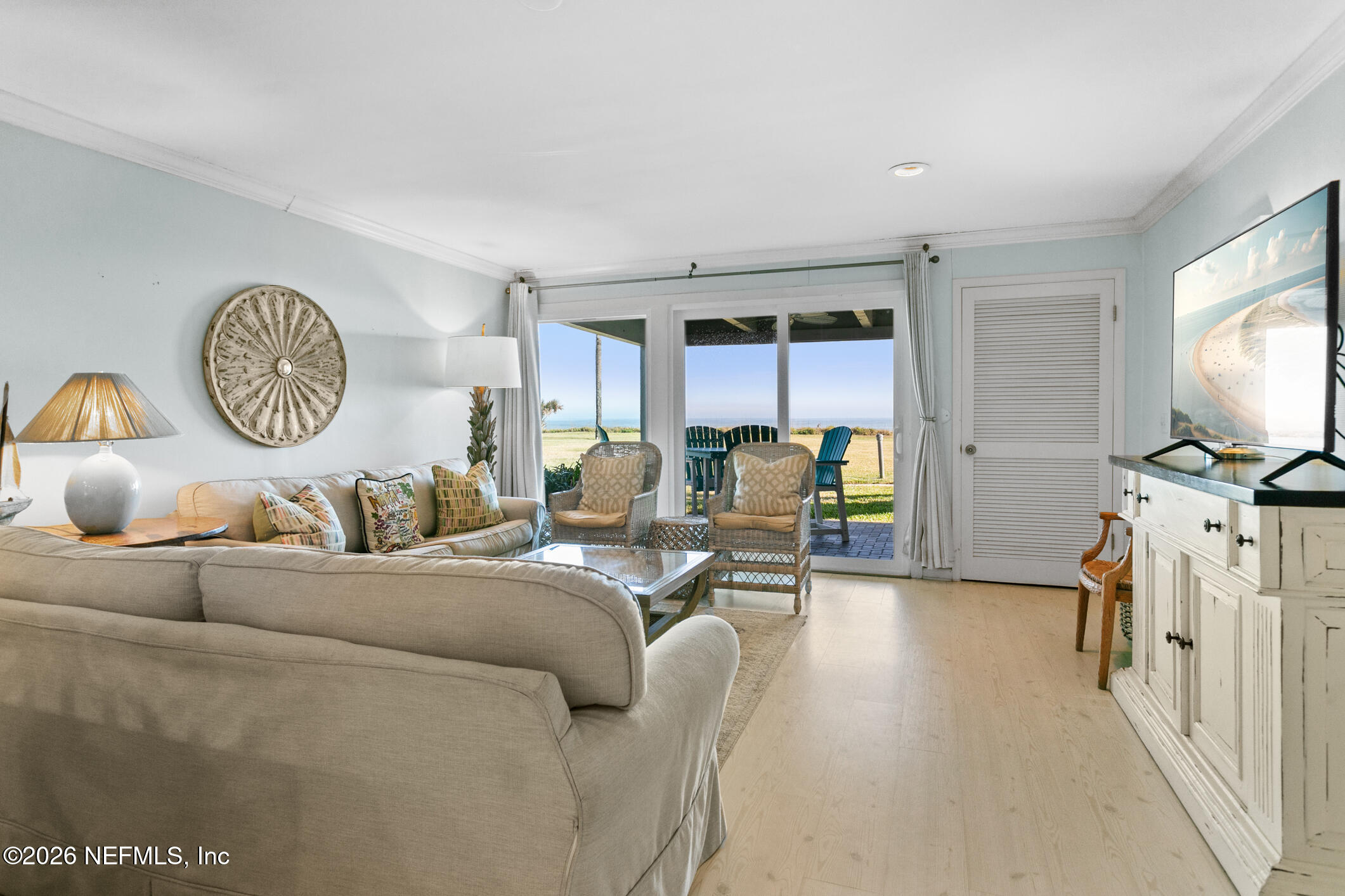 610 SUMMER PLACE