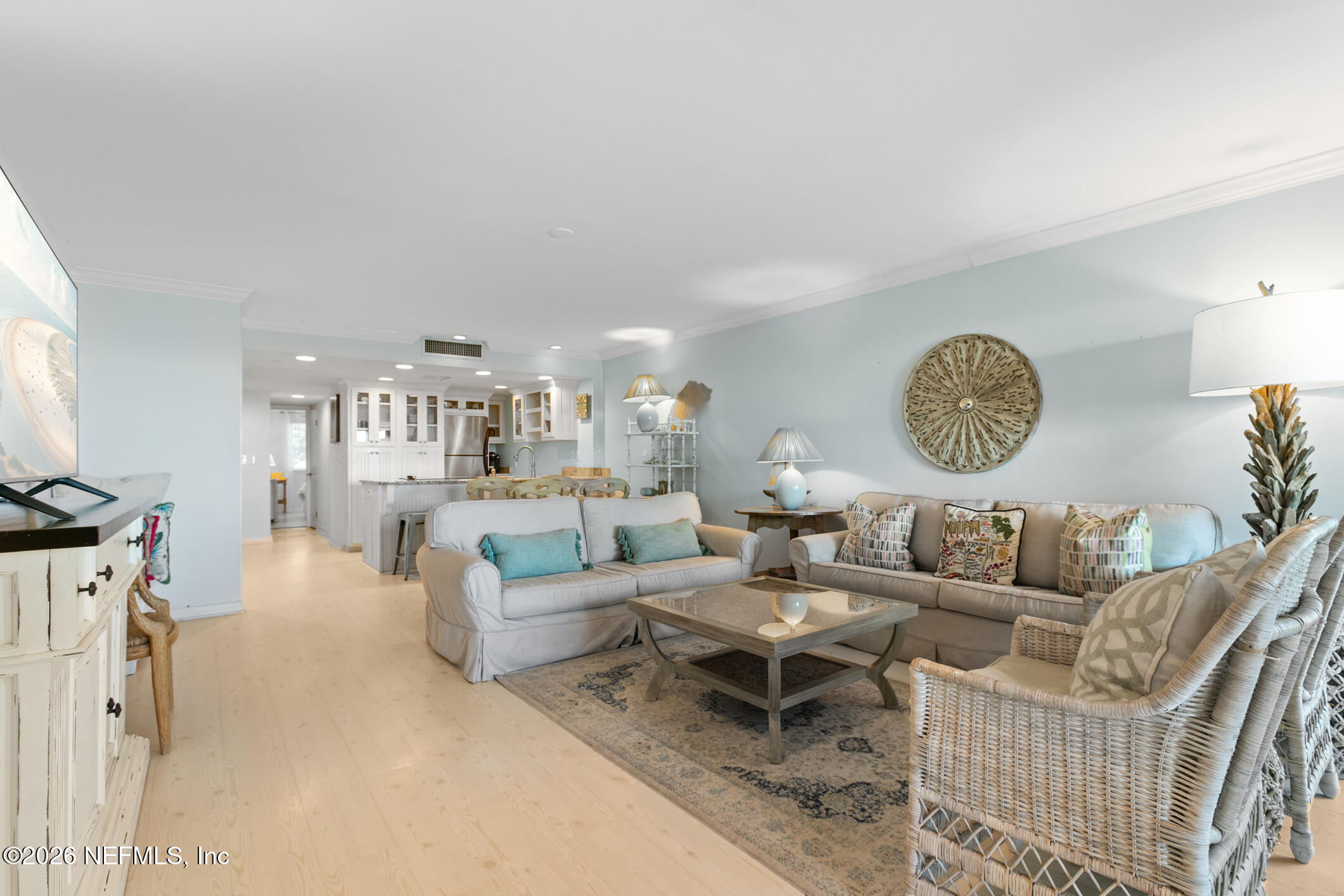 610 SUMMER PLACE