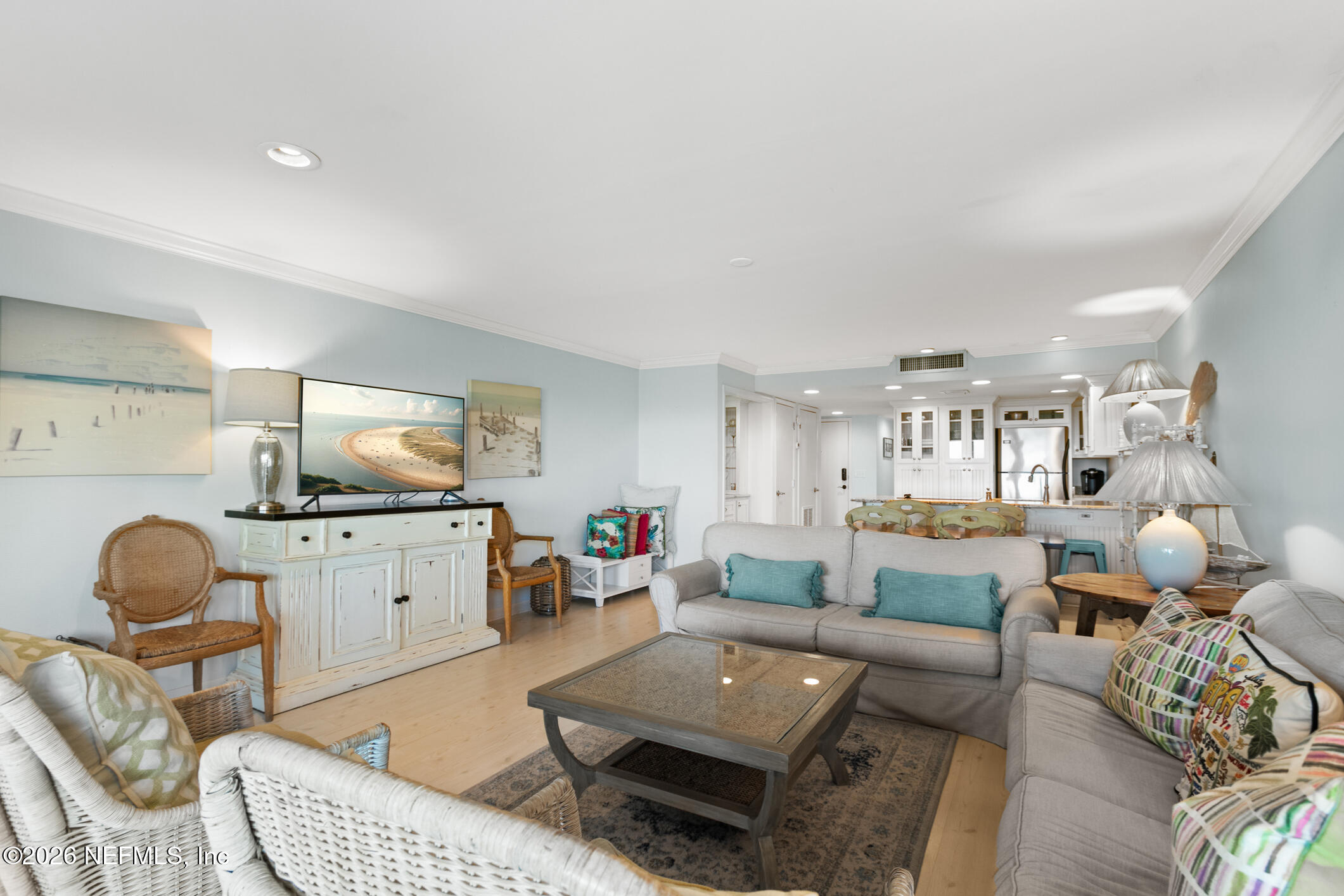 610 SUMMER PLACE