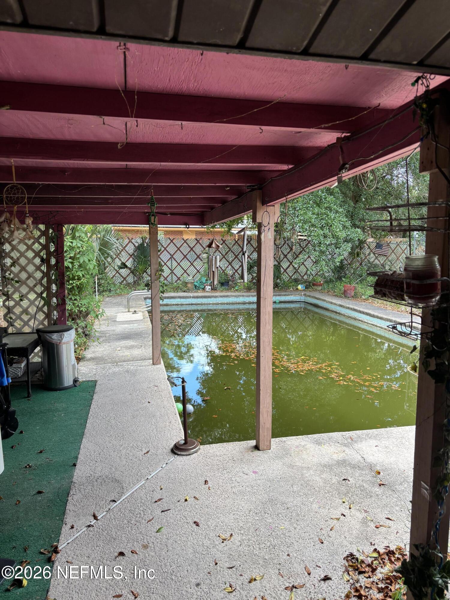 918 BACALL Road