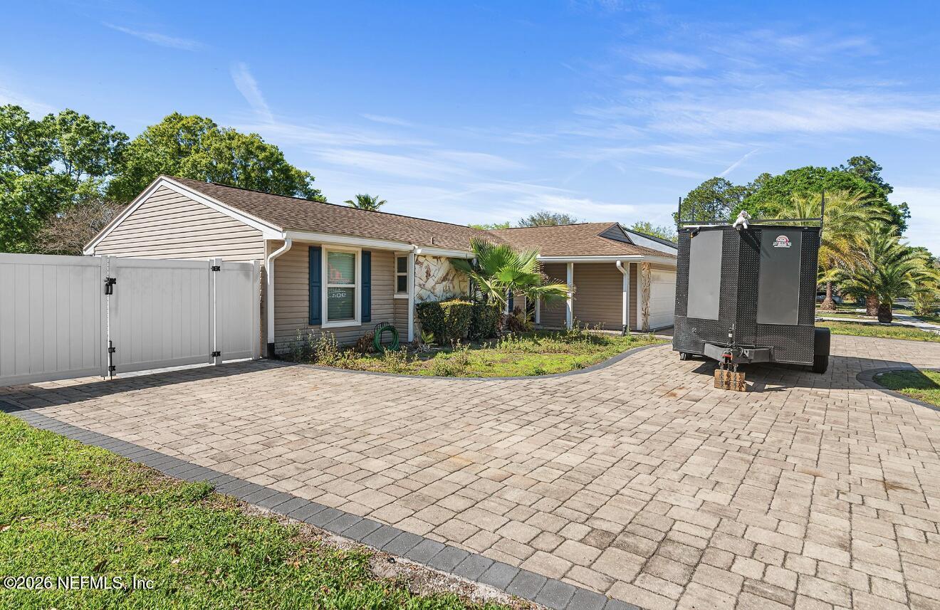 11048 BUGGY WHIP Drive
