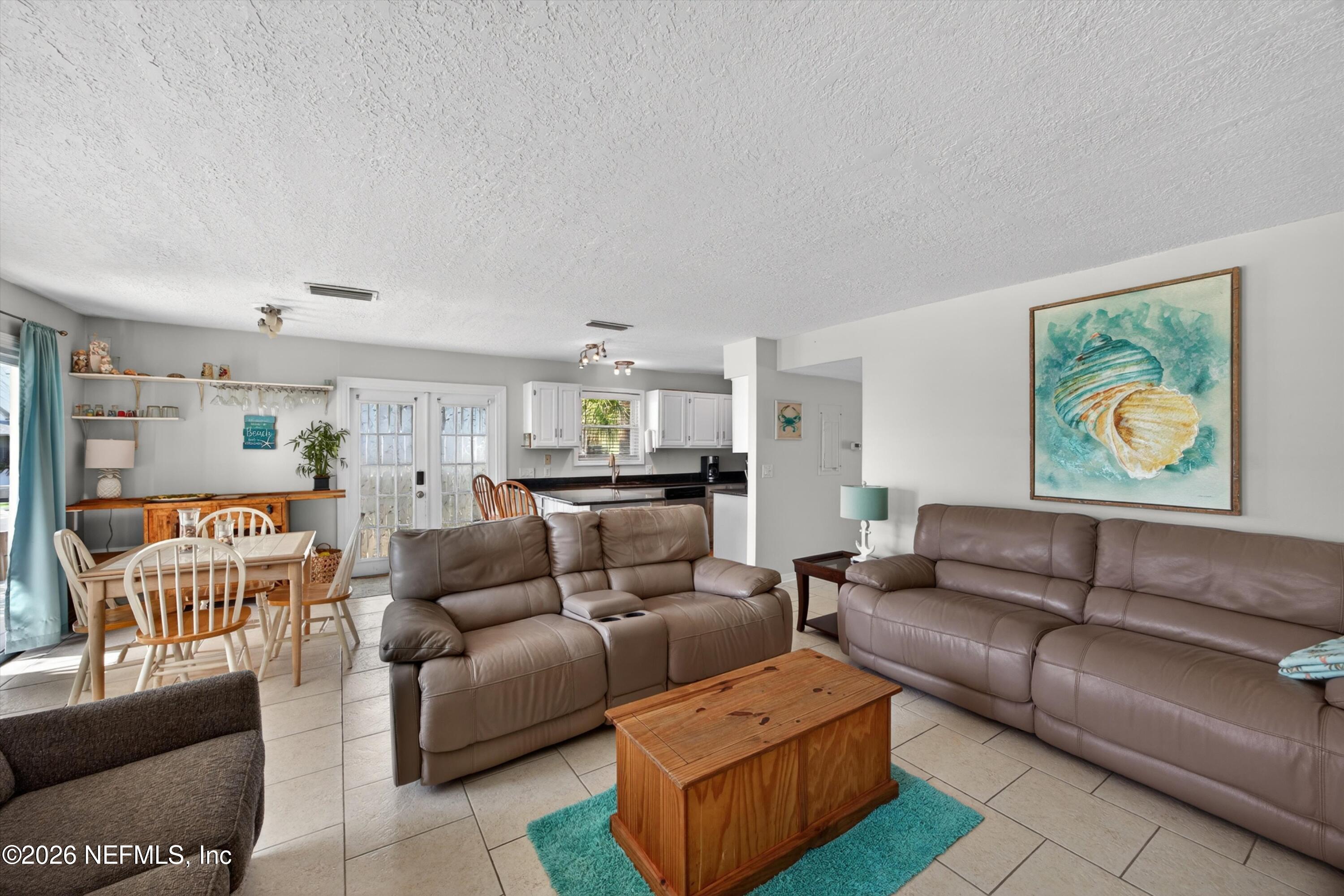 724 1ST Street 1-2