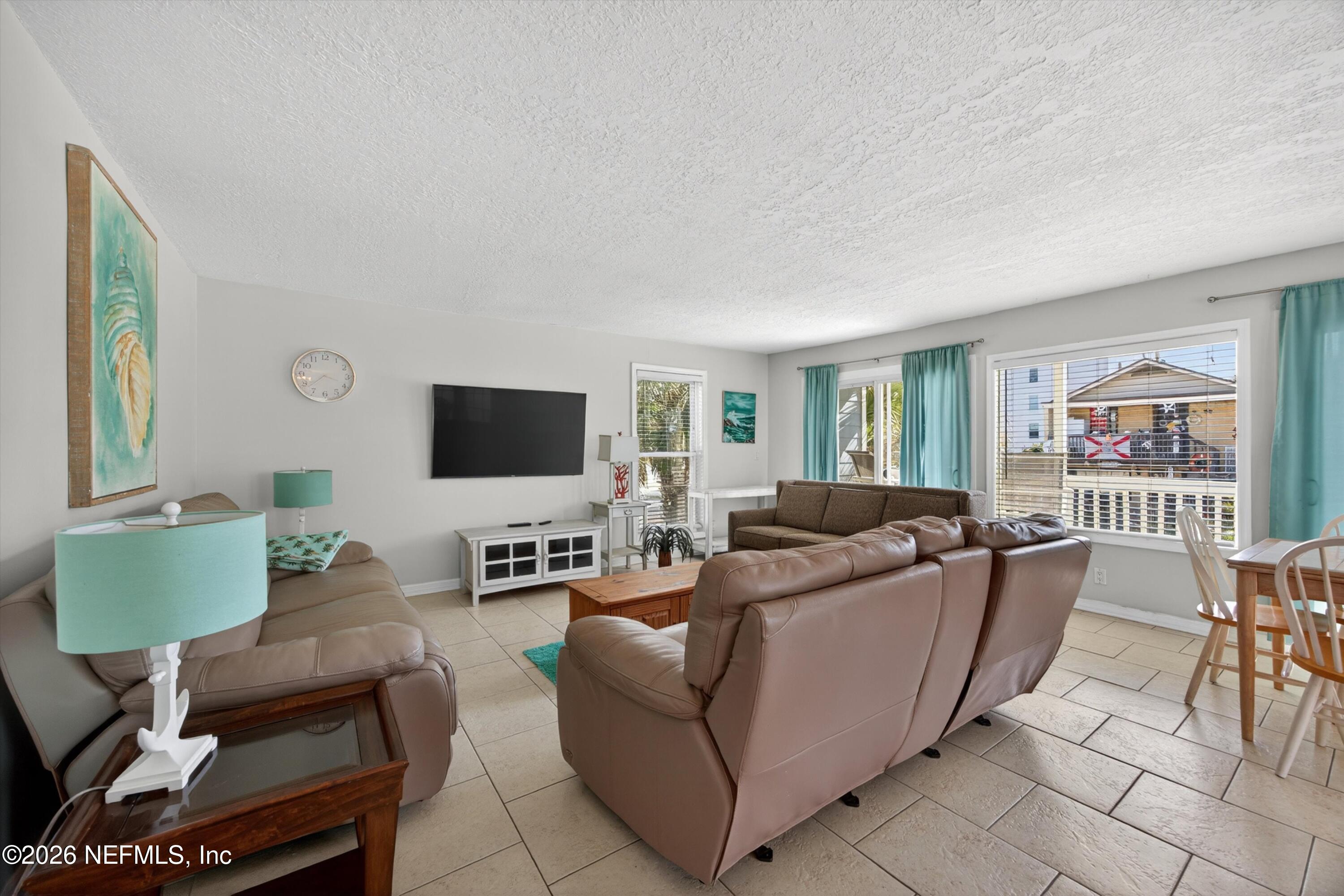 724 1ST Street 1-2