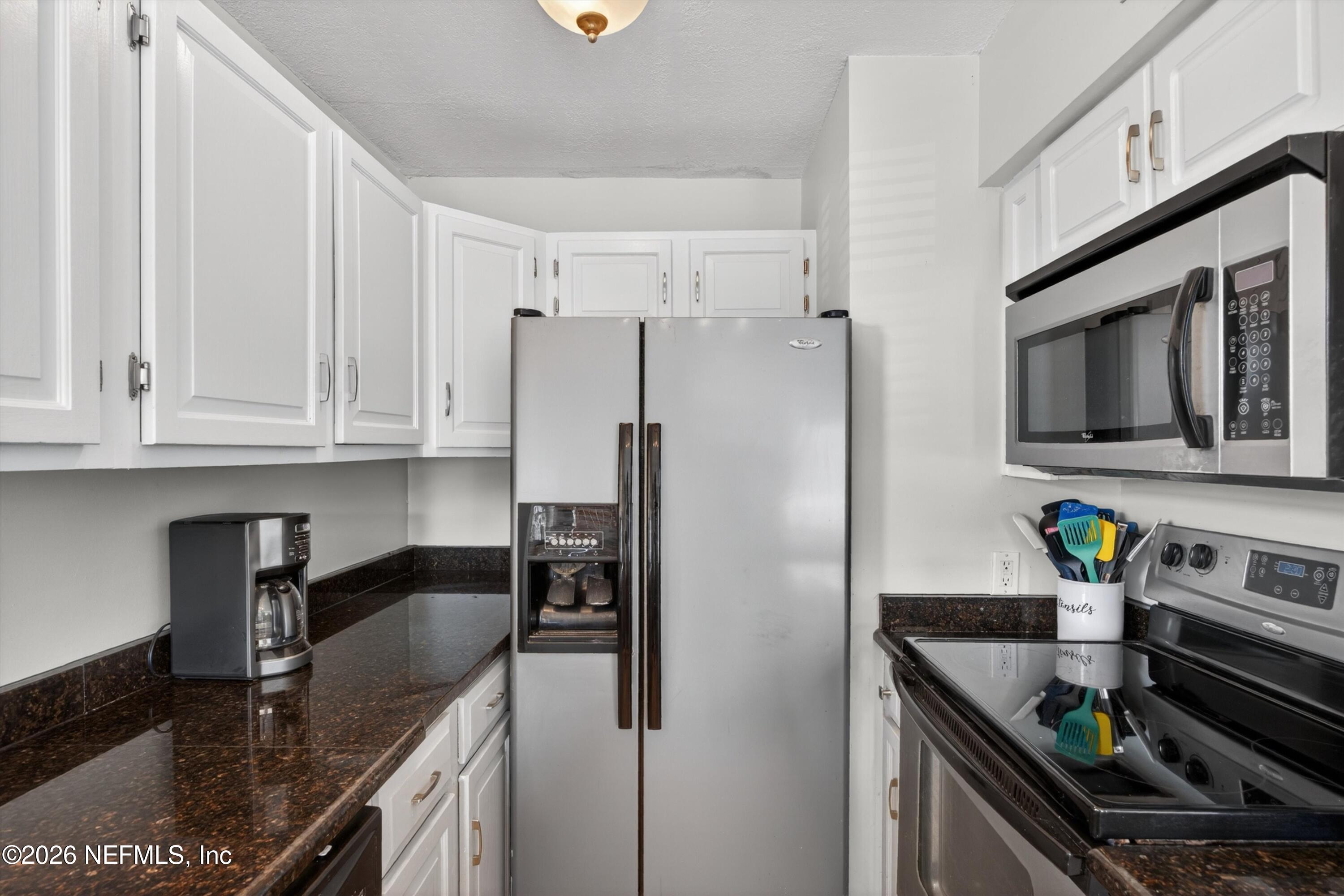 724 1ST Street 1-2