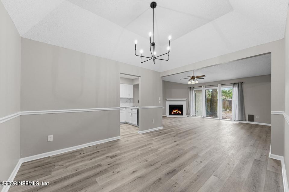 3552 COLONY COVE Trail W