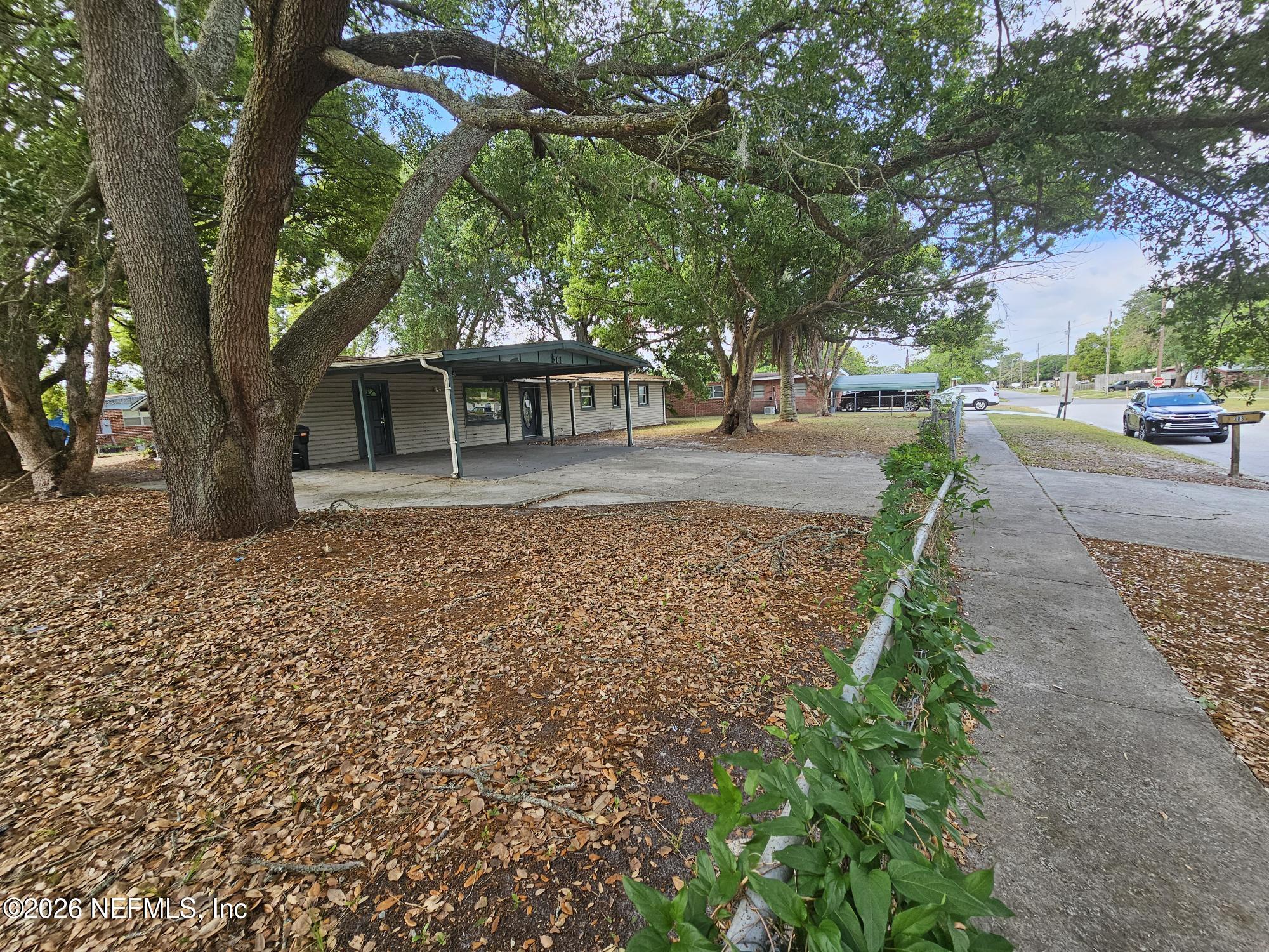 308 BONNLYN Drive