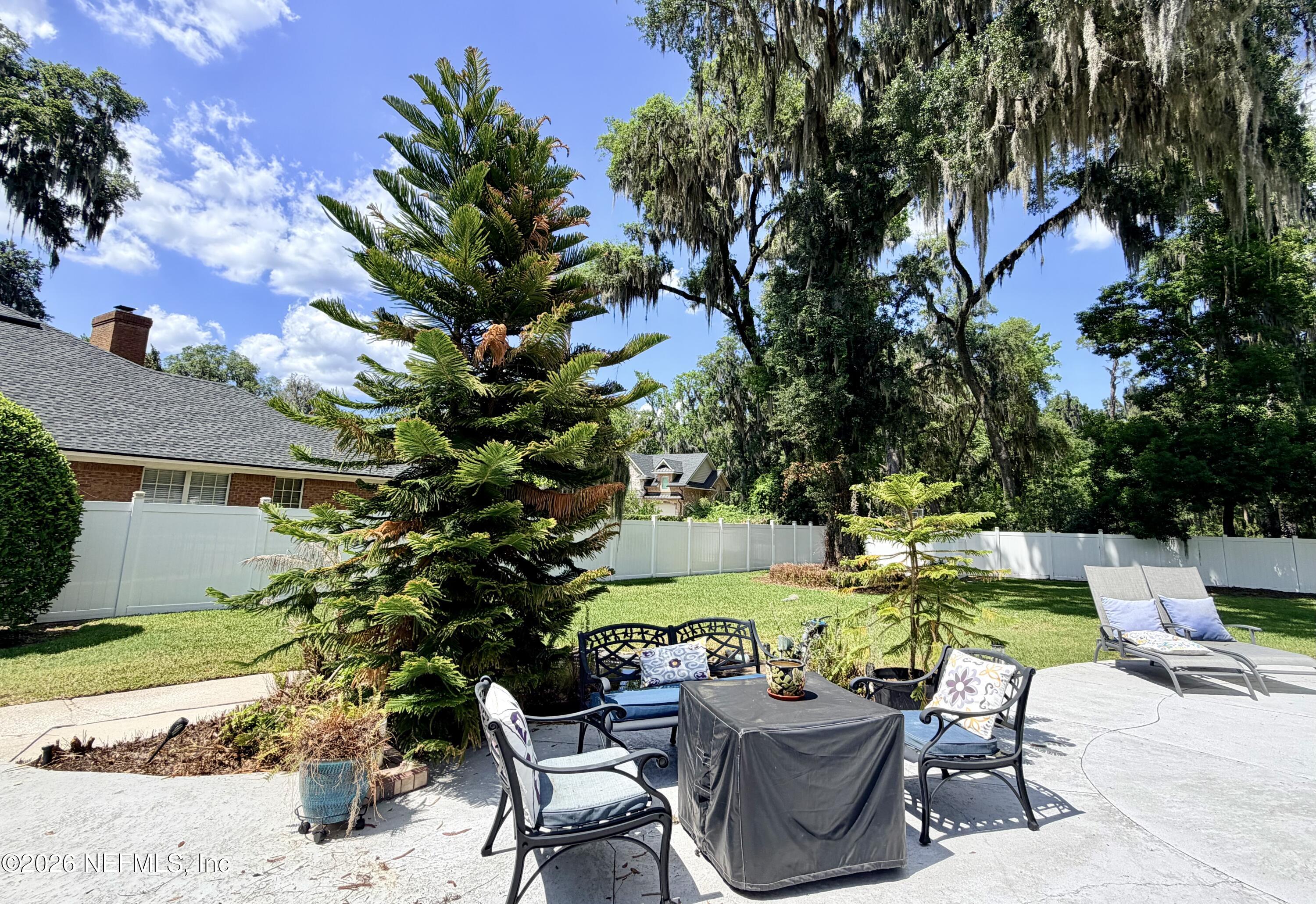 481 GOLDEN POND Court, St. Johns