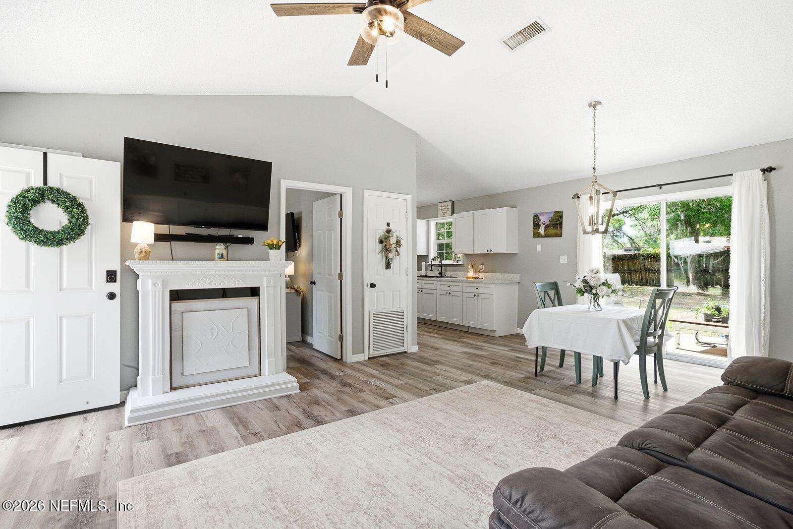 1024 SOUTHGATE Drive
