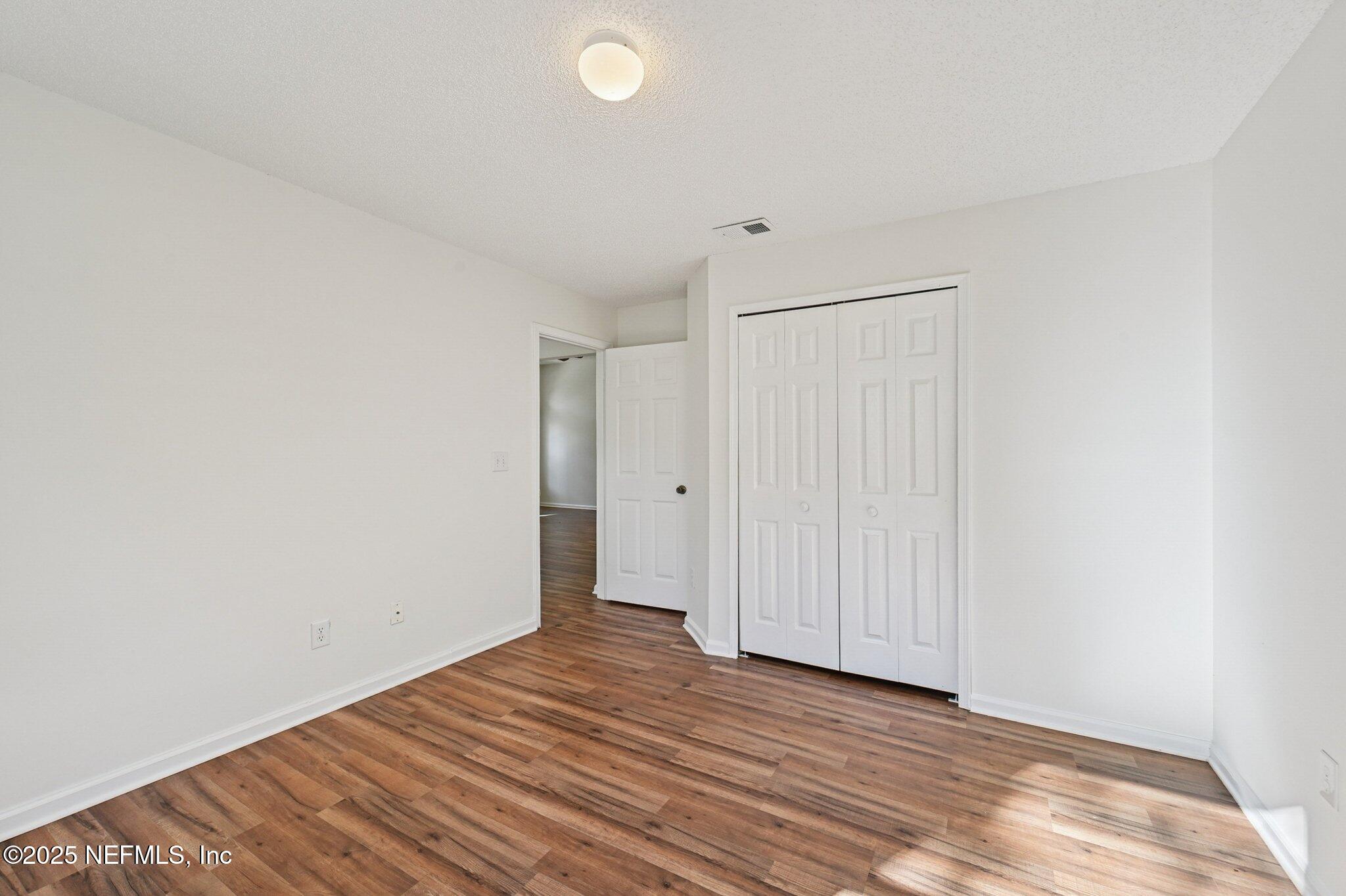 208 HONEYSUCKLE Way, St. Johns