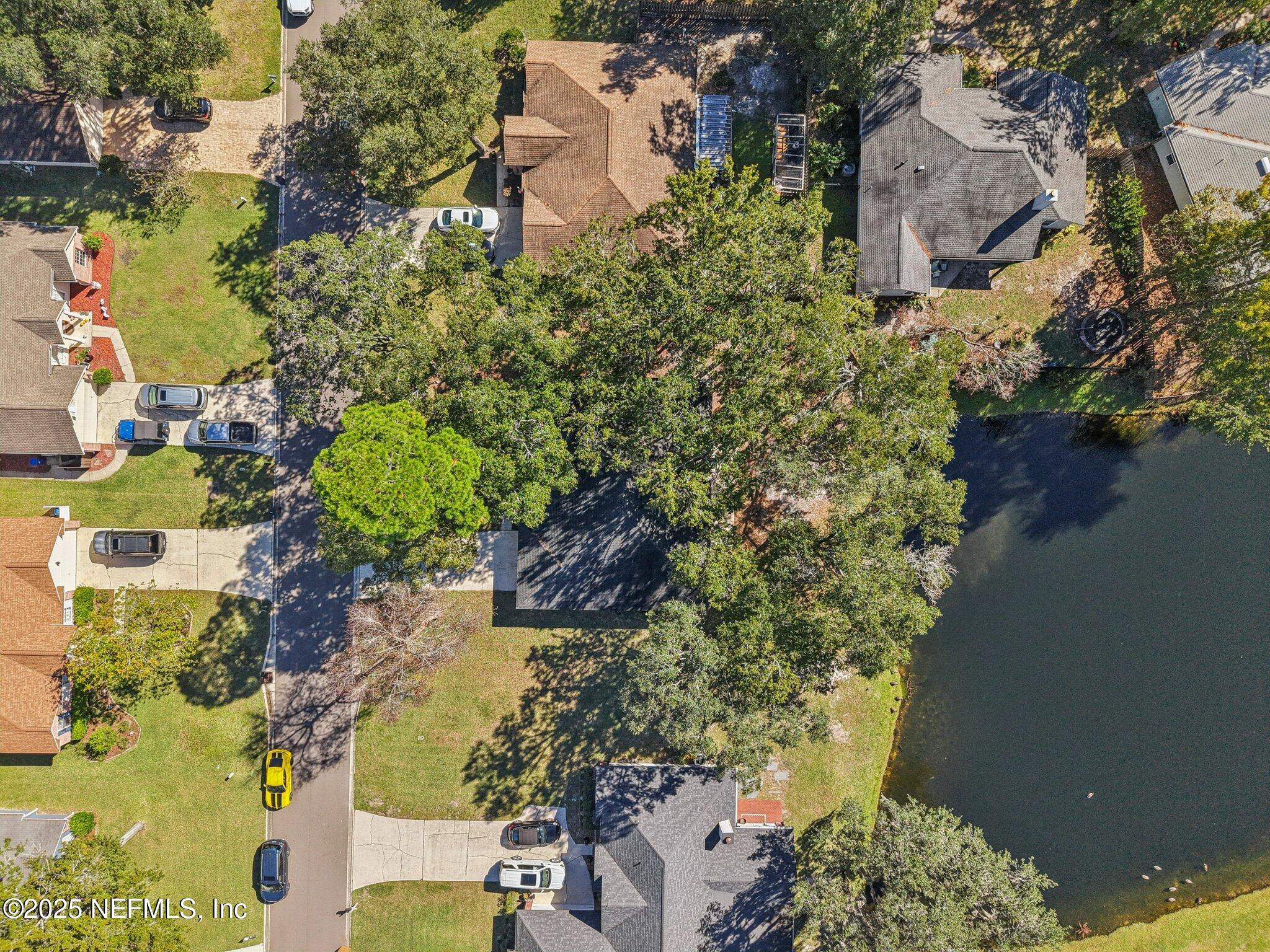208 HONEYSUCKLE Way, St. Johns