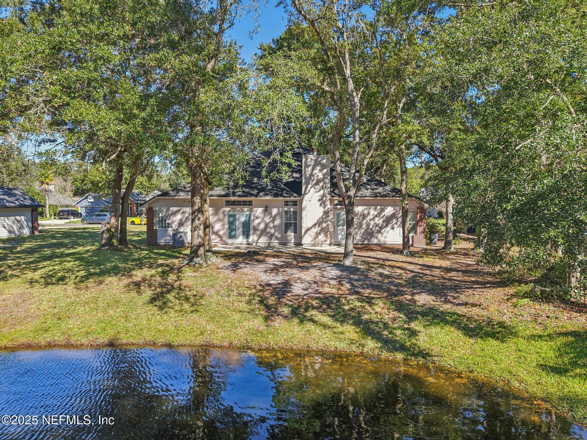 208 HONEYSUCKLE Way, St. Johns