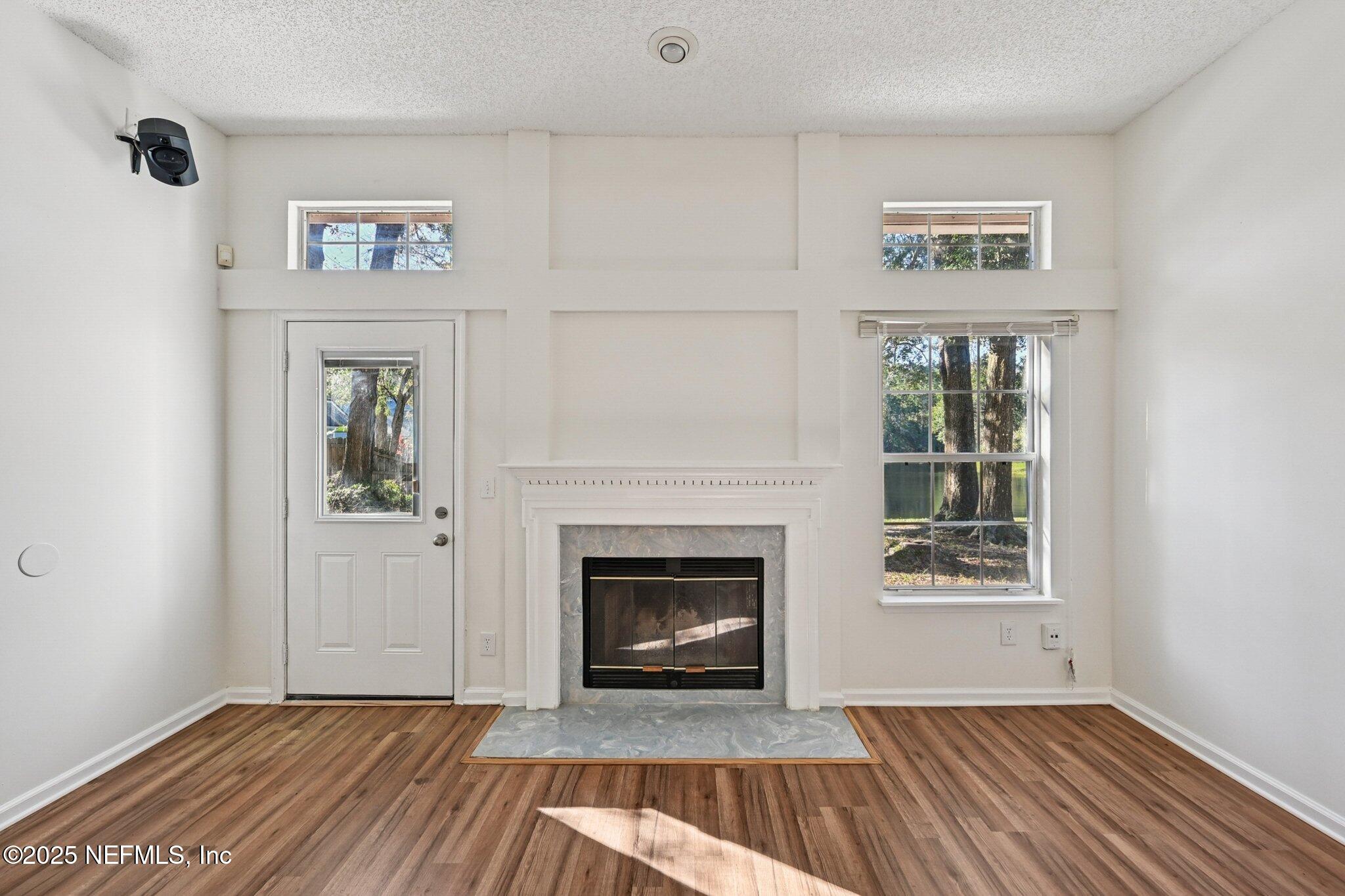 208 HONEYSUCKLE Way, St. Johns