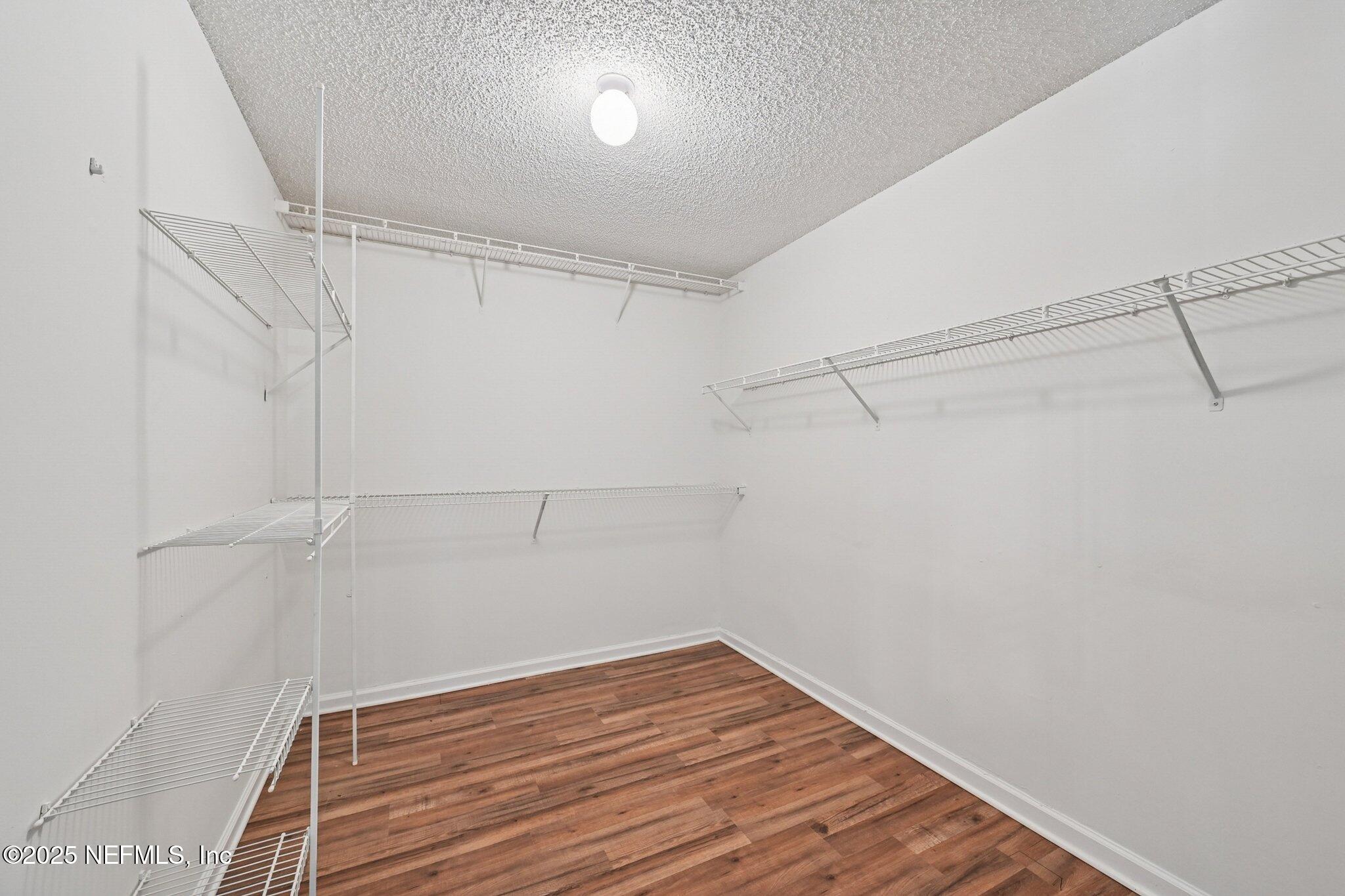 208 HONEYSUCKLE Way, St. Johns