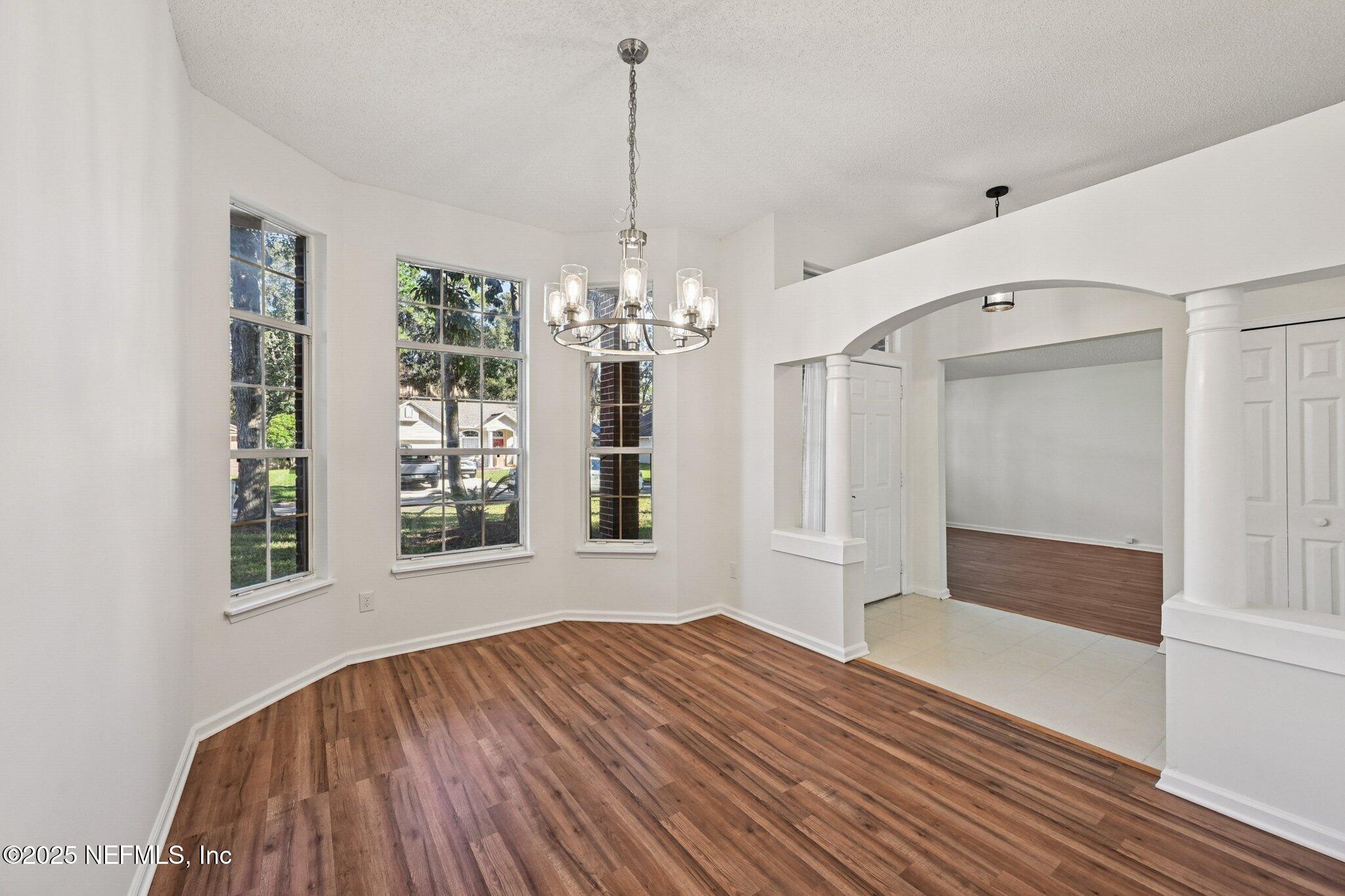 208 HONEYSUCKLE Way, St. Johns