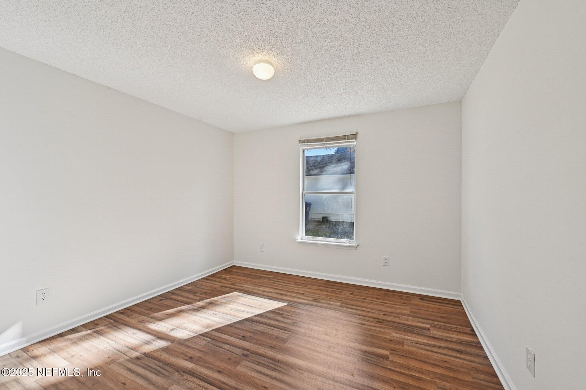 208 HONEYSUCKLE Way, St. Johns