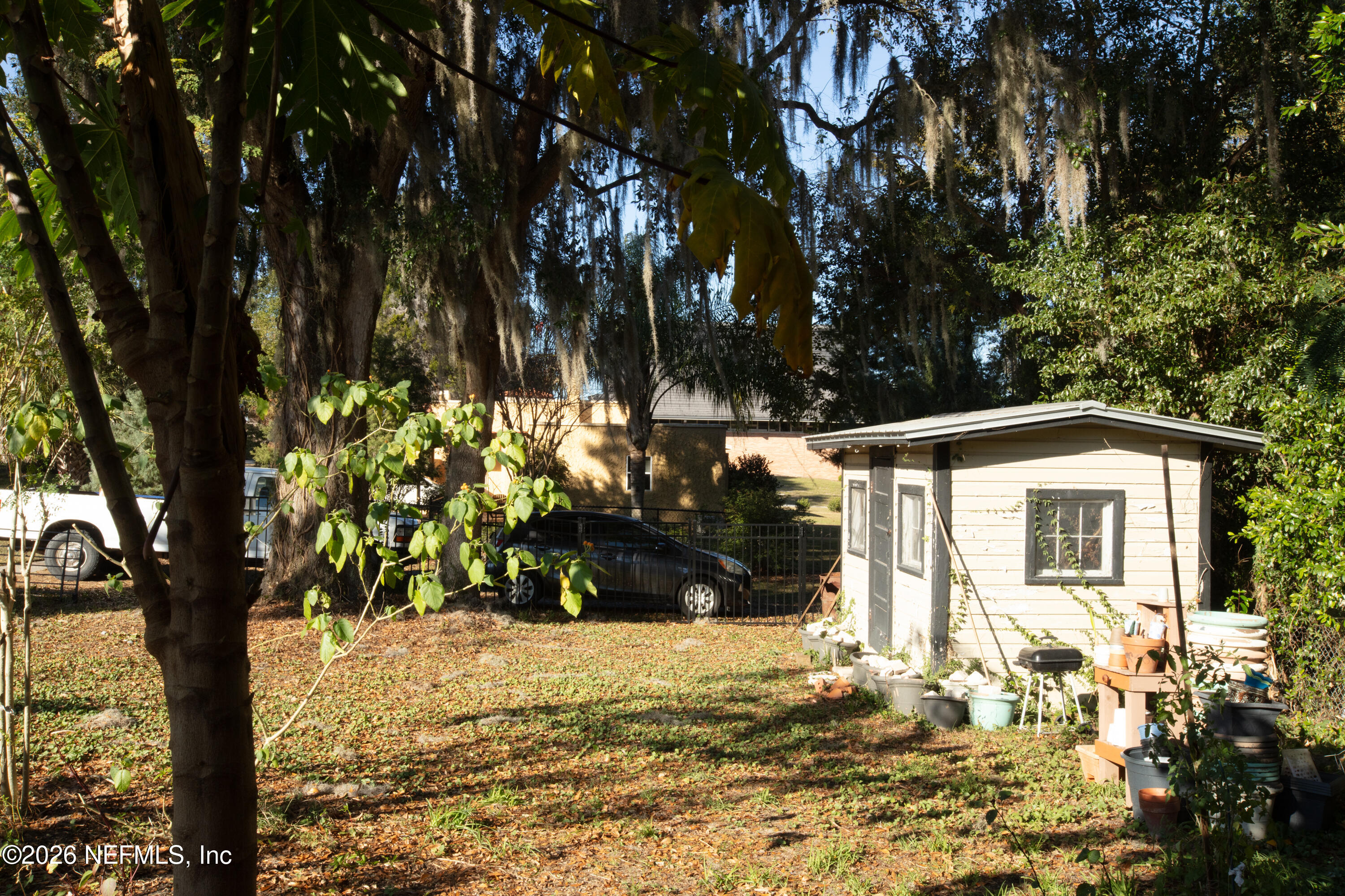 465 SE PALMETTO Avenue
