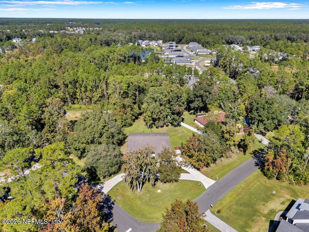 1929 VILLAGE TRAIL Way