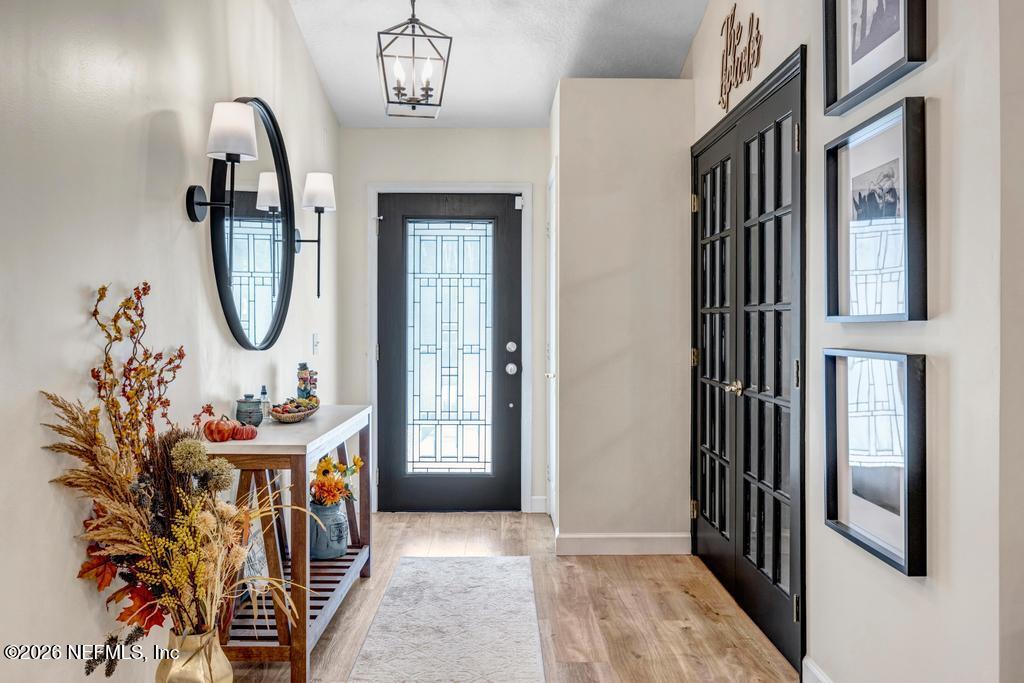 1929 VILLAGE TRAIL Way