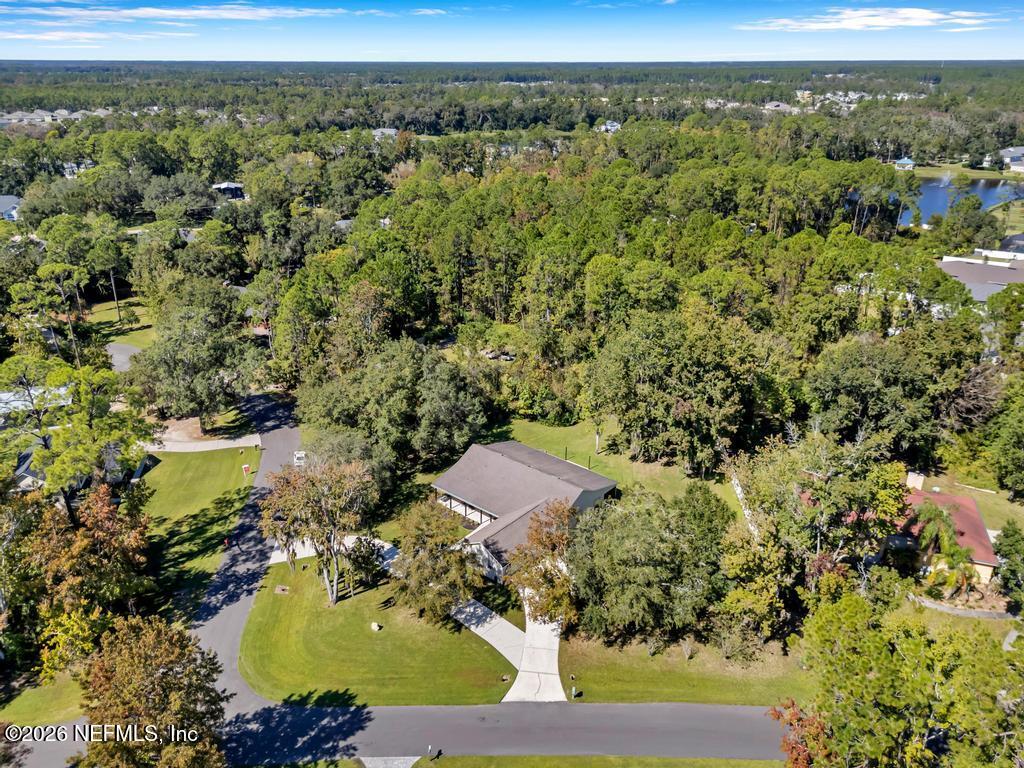 1929 VILLAGE TRAIL Way