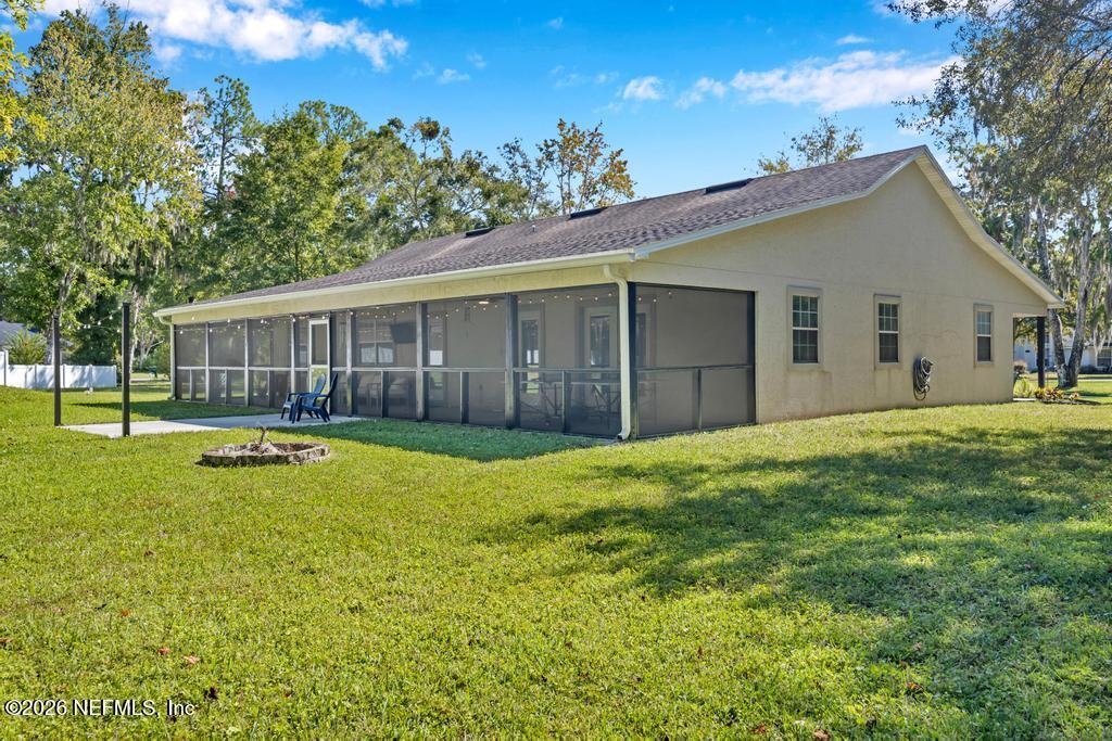 1929 VILLAGE TRAIL Way