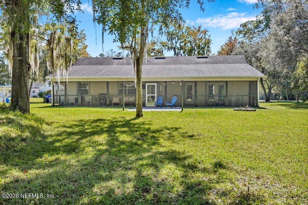 1929 VILLAGE TRAIL Way
