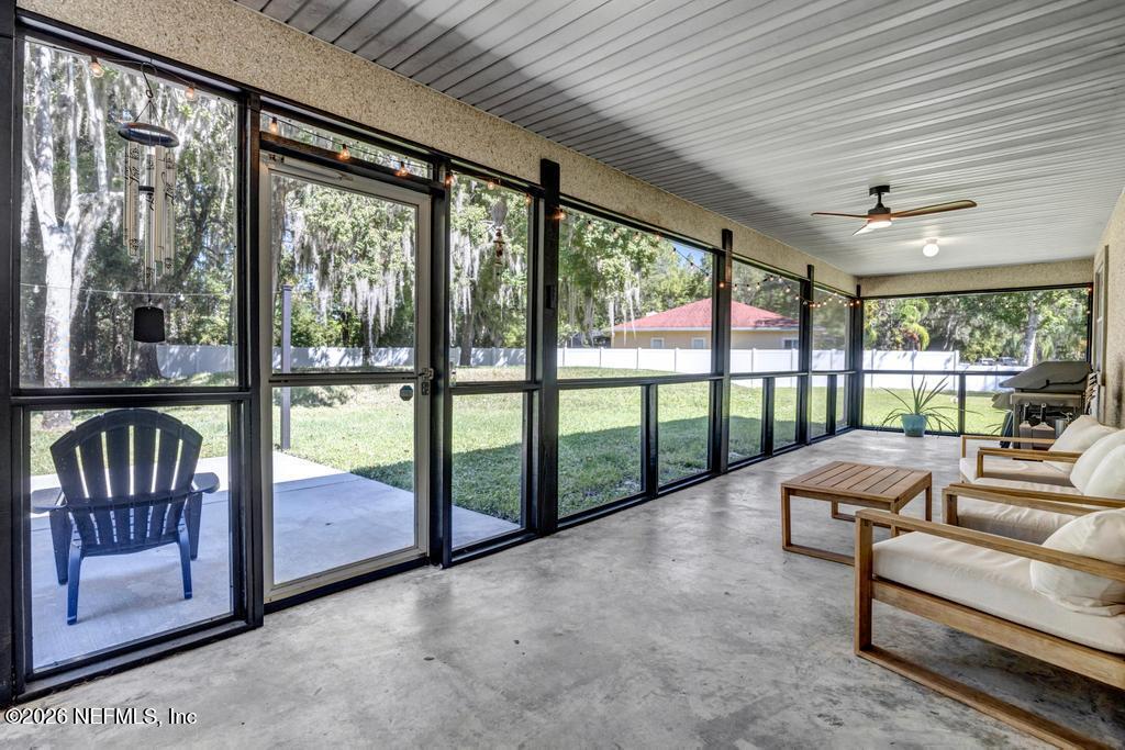 1929 VILLAGE TRAIL Way