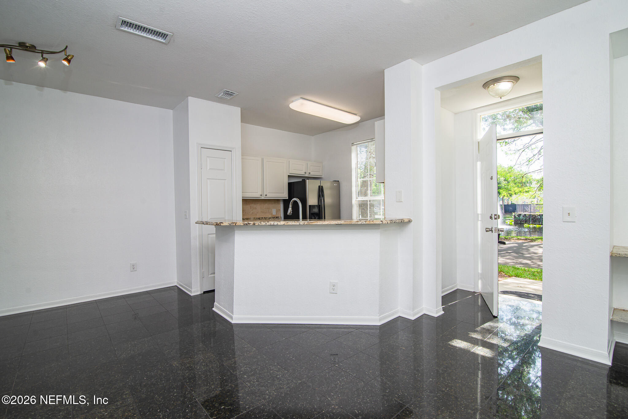 13703 RICHMOND PARK Drive 1603