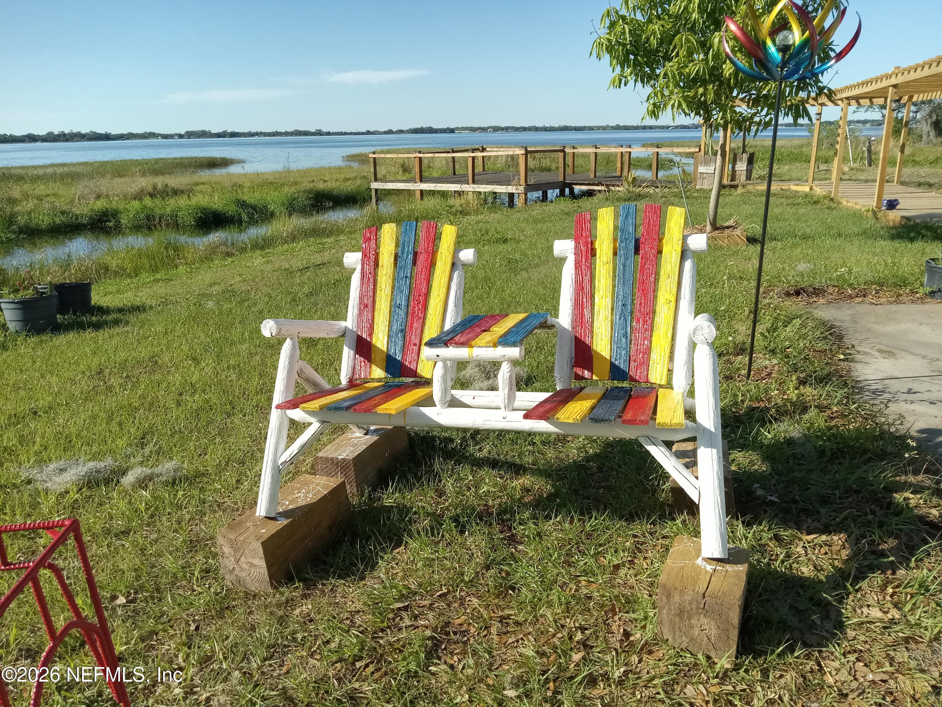 1302 FORT MEADE RD Road