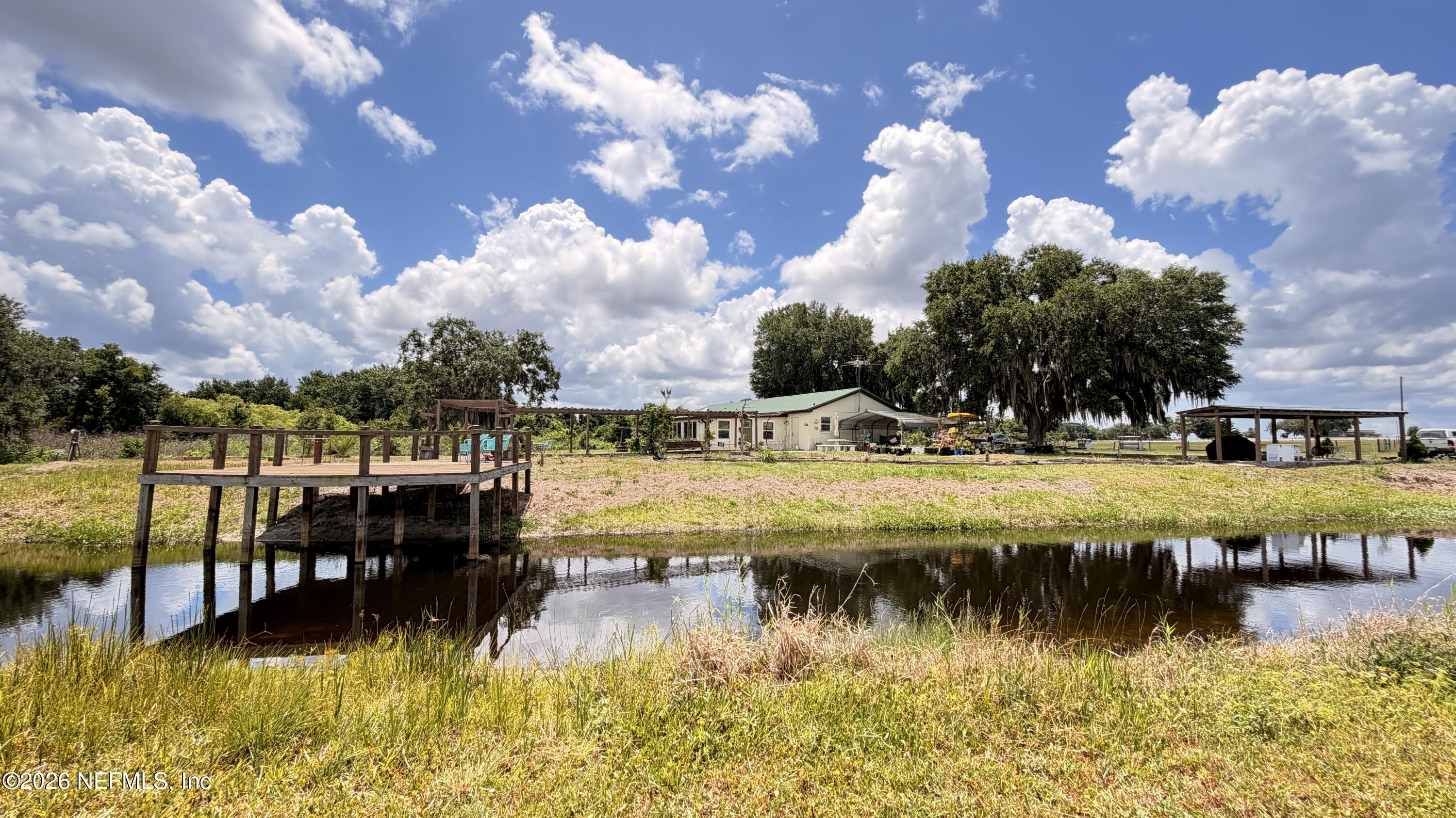 1302 FORT MEADE RD Road