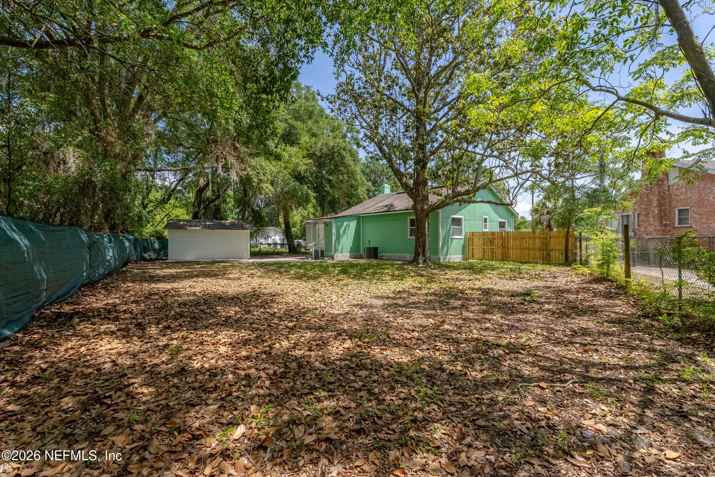 6918 PARK Circle