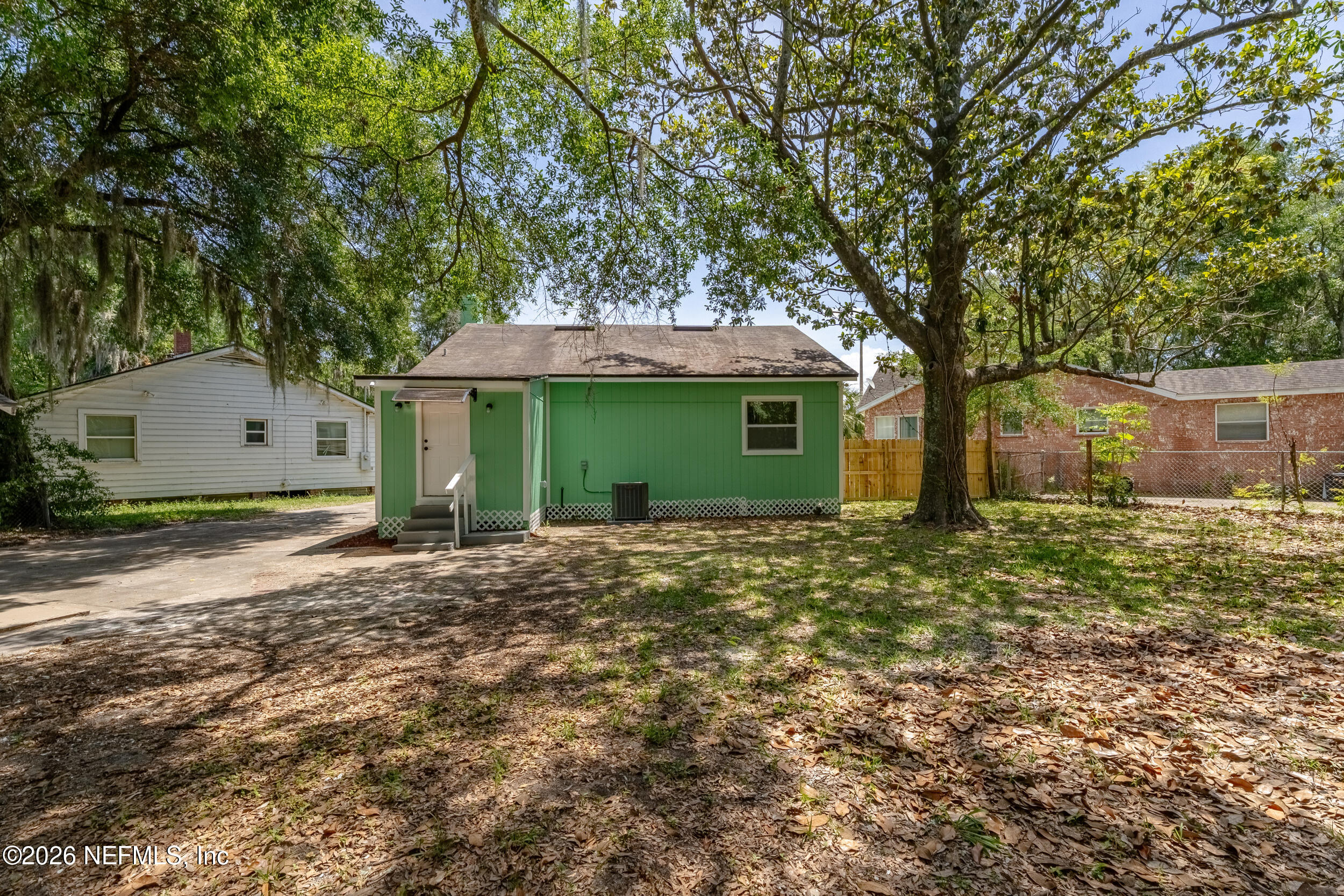 6918 PARK Circle