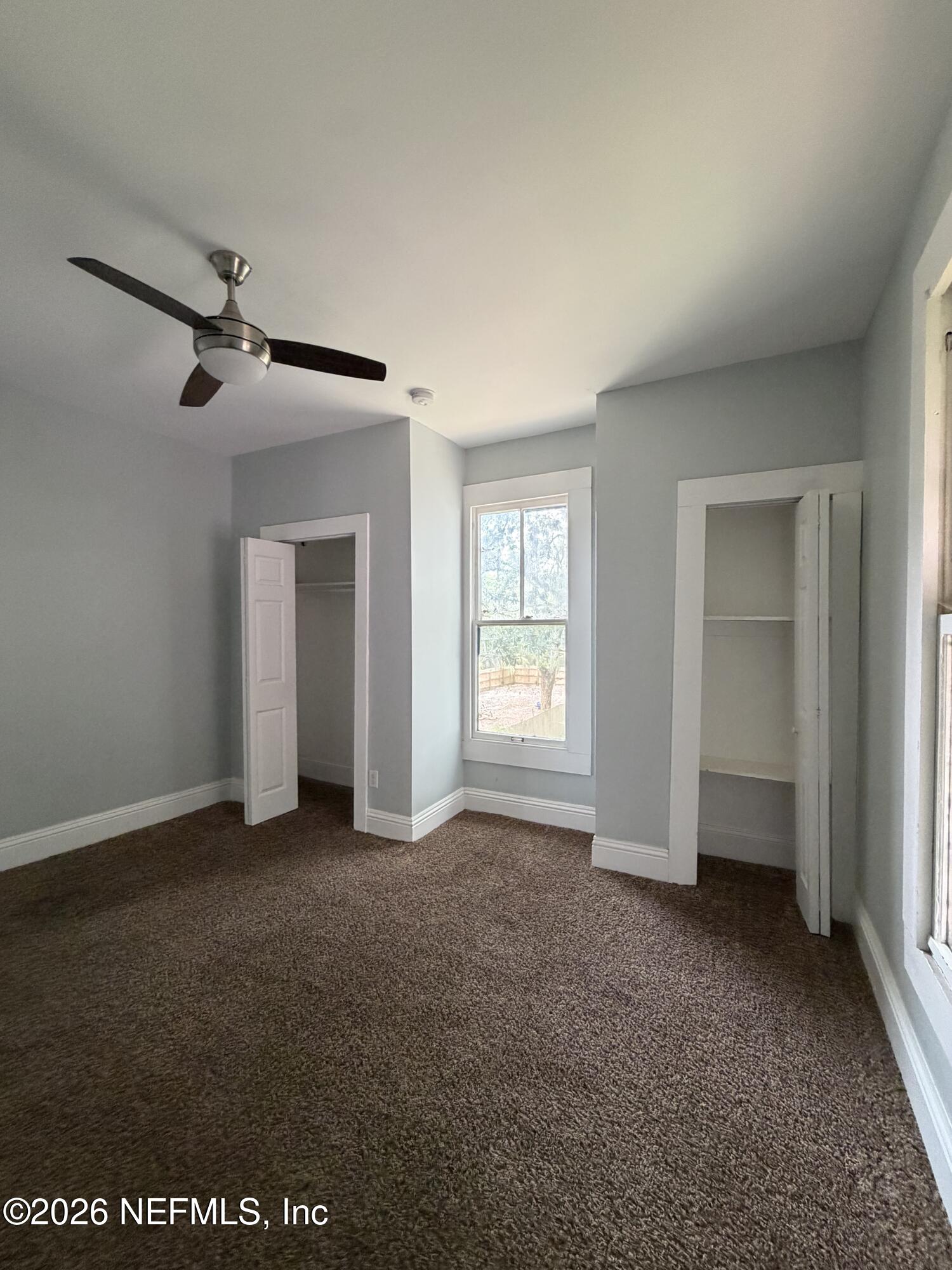129 E 5TH Street
