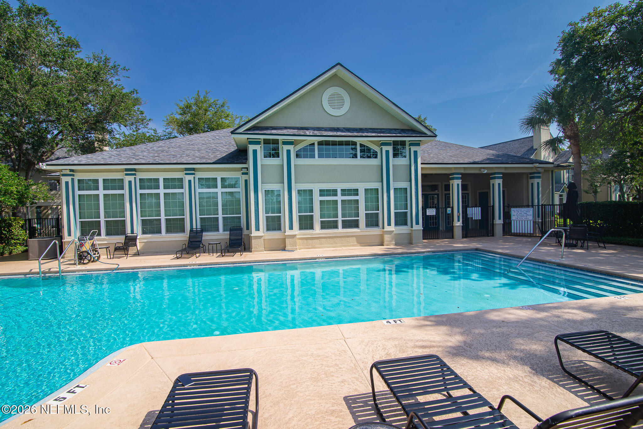 13703 RICHMOND PARK Drive N 3303