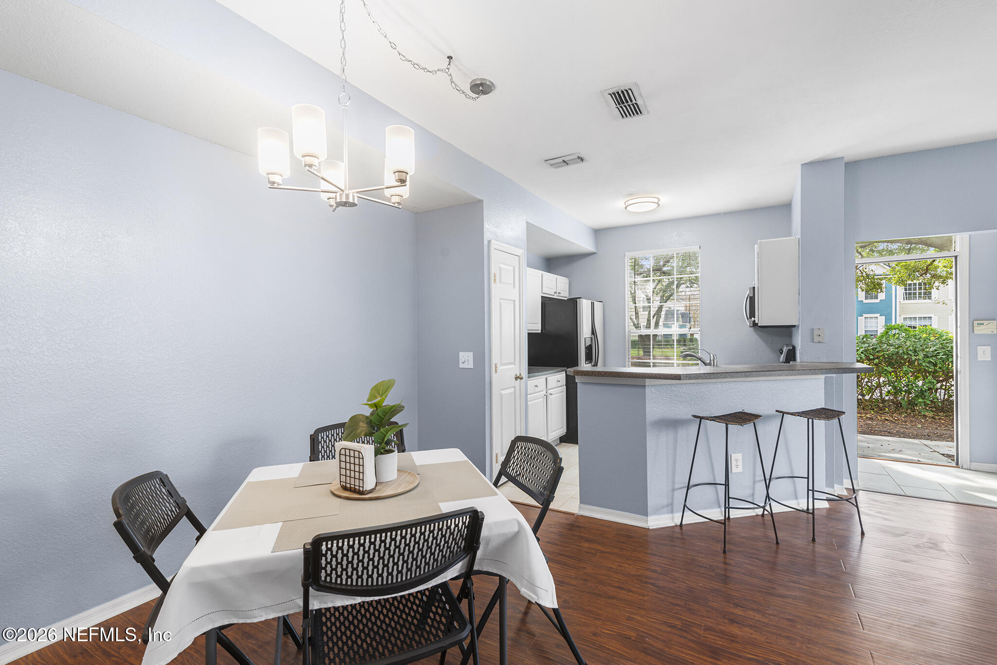 13703 RICHMOND PARK Drive N 3303