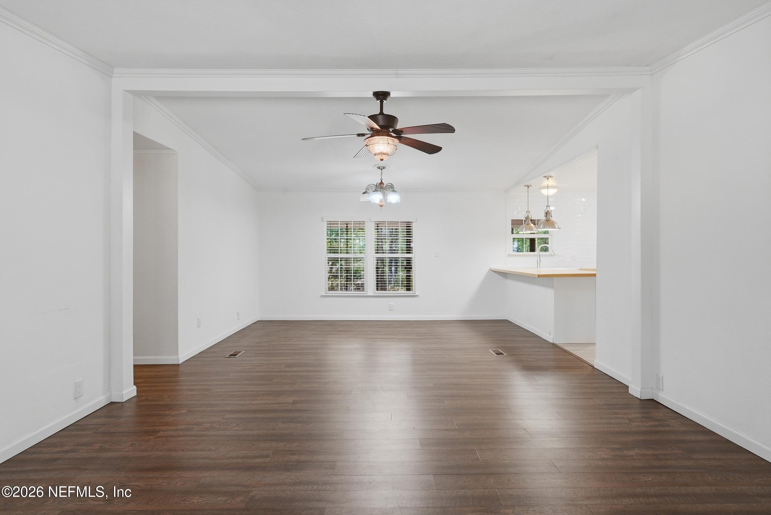 6737 HIGHLAND Drive