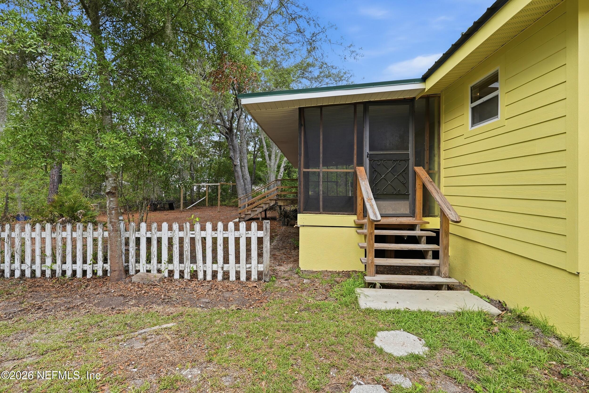6737 HIGHLAND Drive