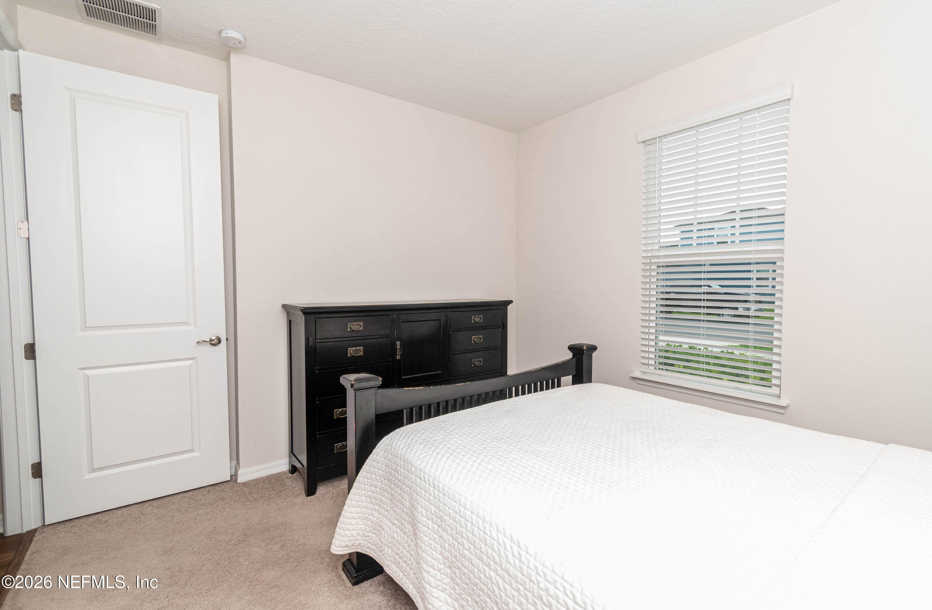 2329 GLADE Lane