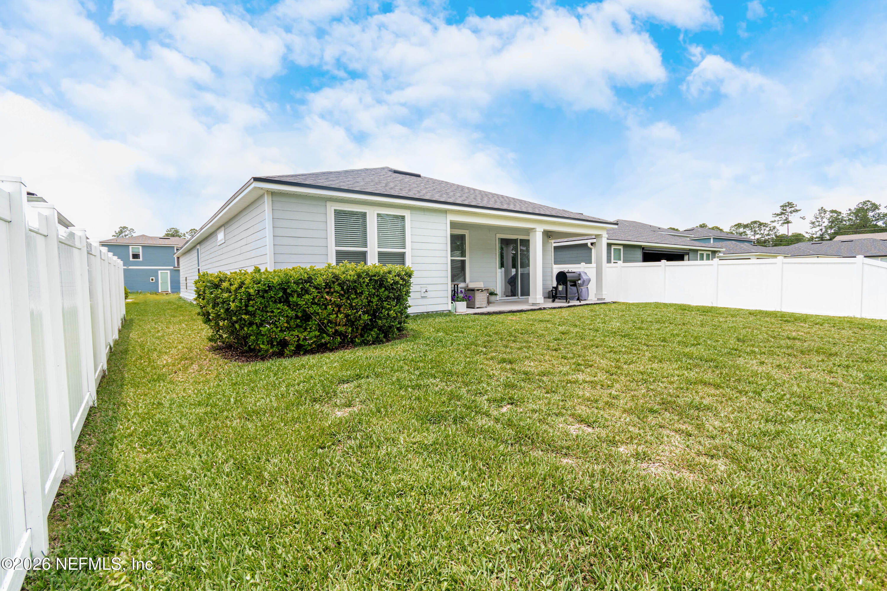 2329 GLADE Lane