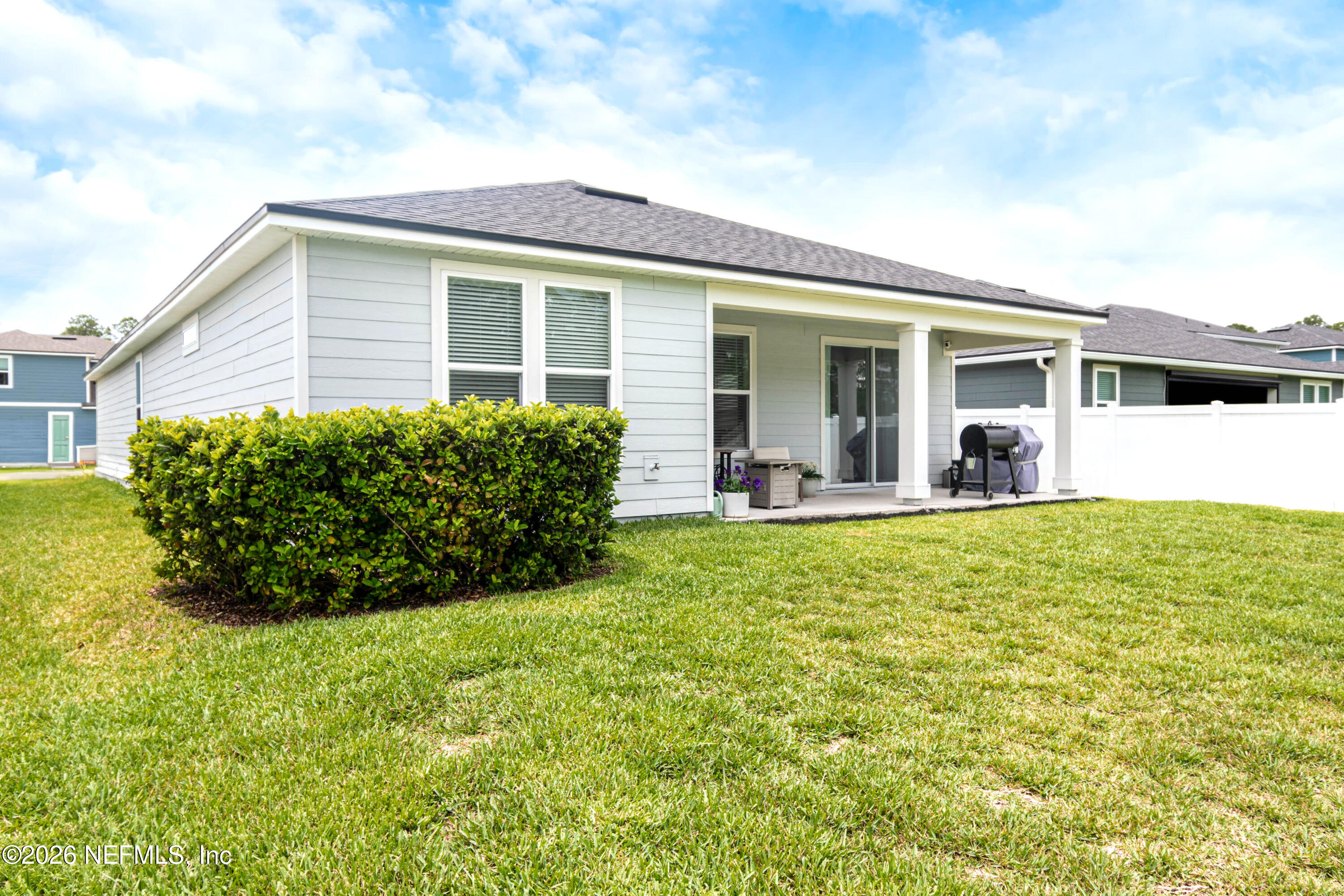 2329 GLADE Lane