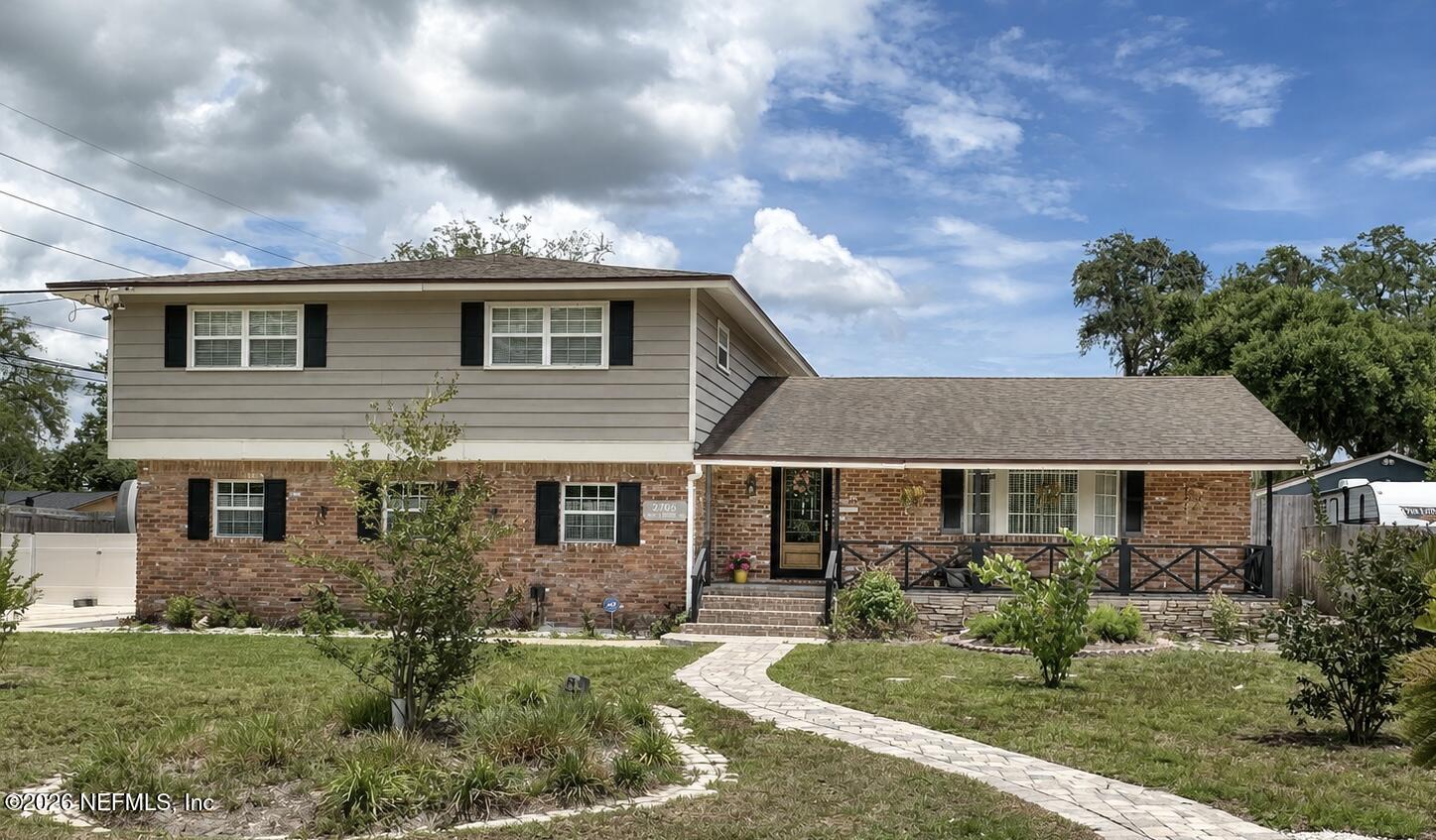 2705 HOLLY RIDGE Drive