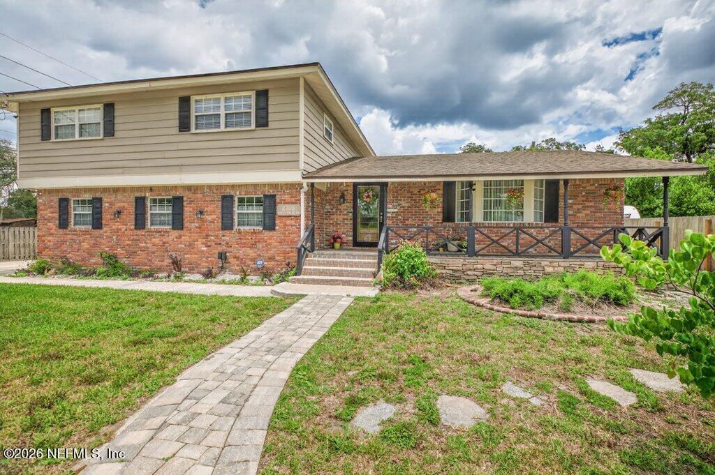 2705 HOLLY RIDGE Drive