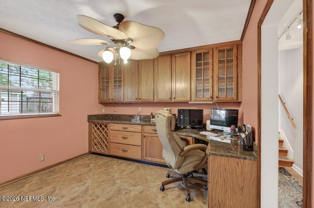 2705 HOLLY RIDGE Drive