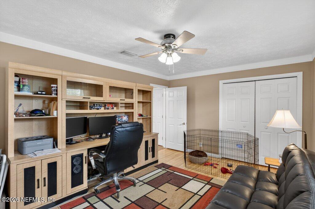 2705 HOLLY RIDGE Drive