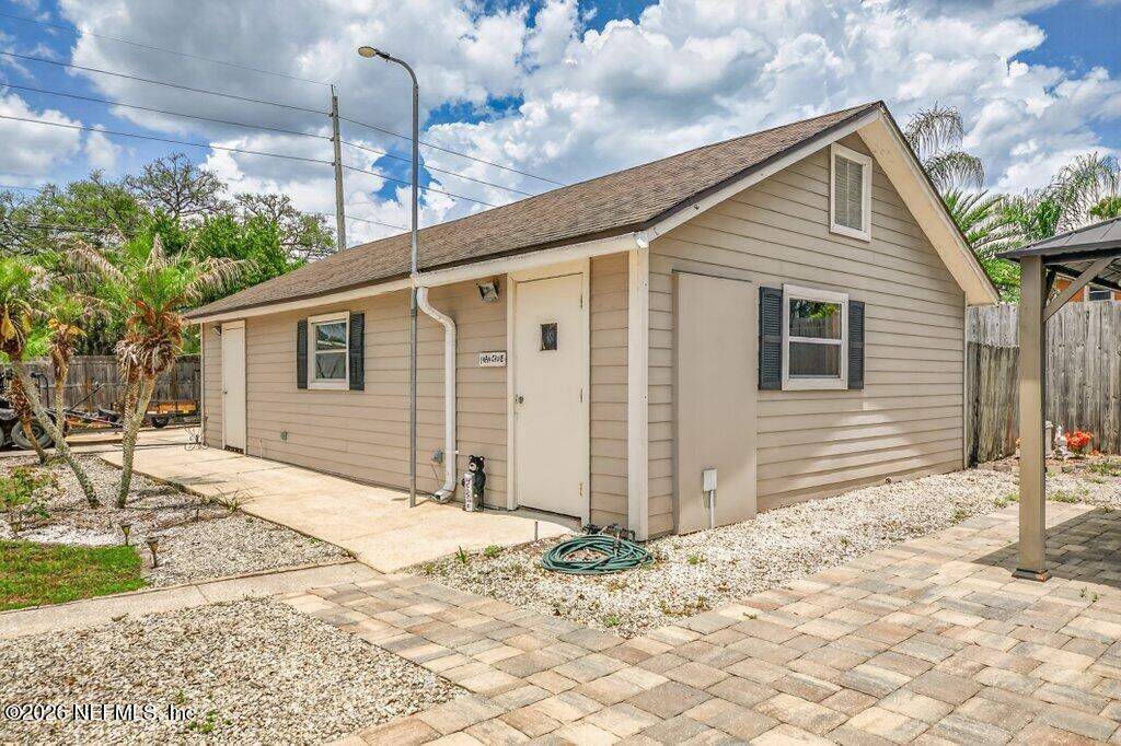 2705 HOLLY RIDGE Drive