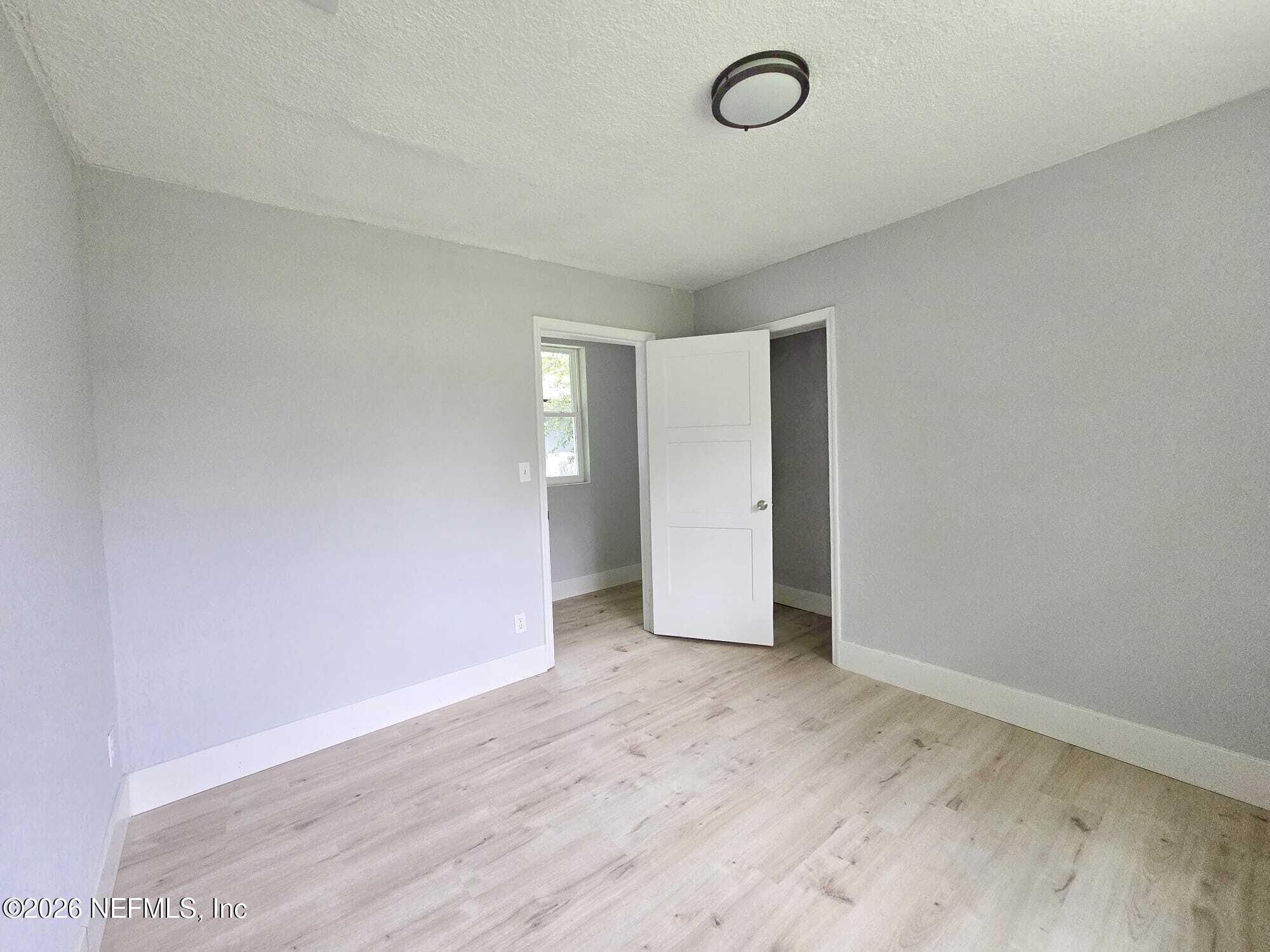 1413 W 21ST Street