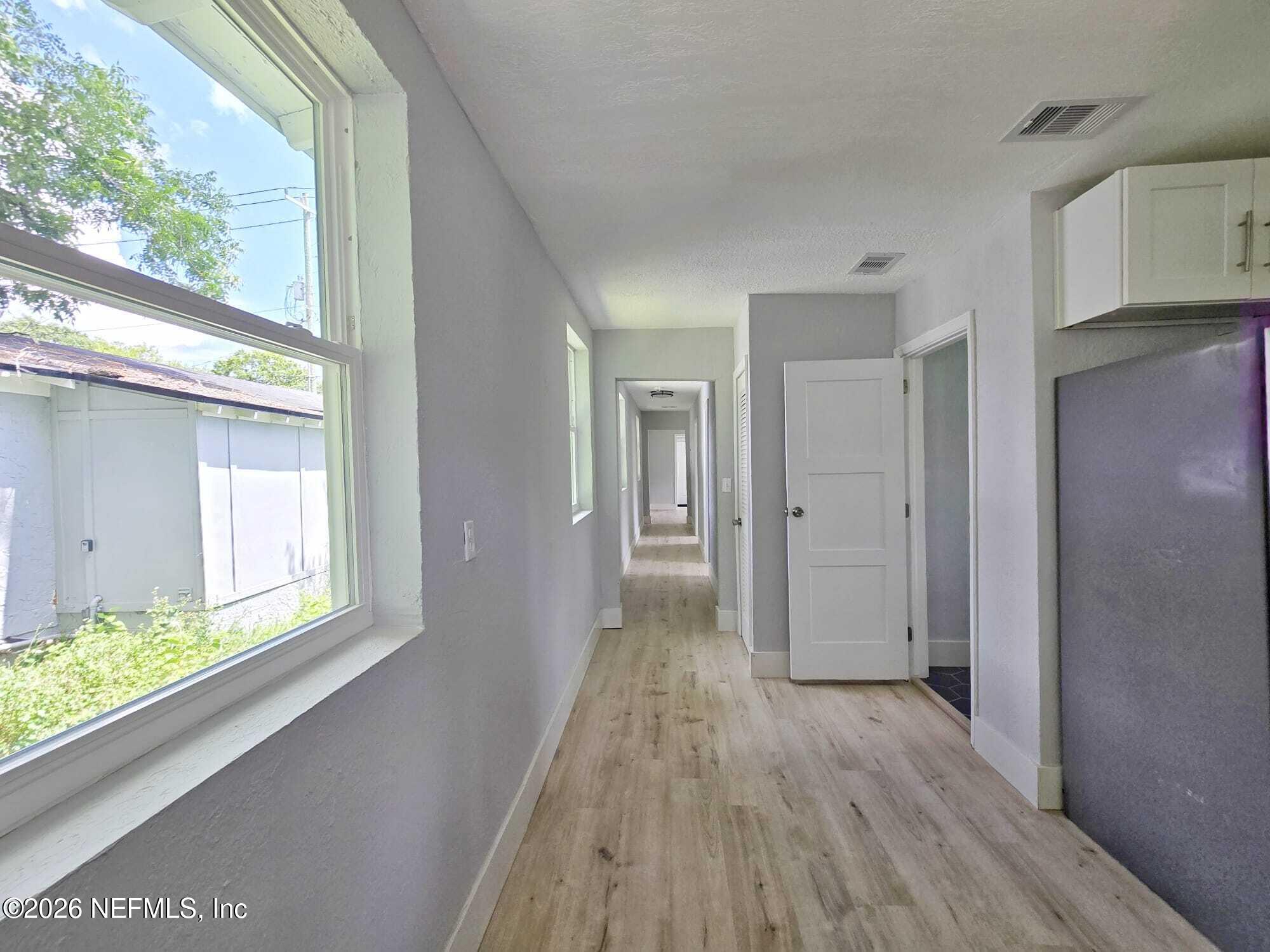 1413 W 21ST Street