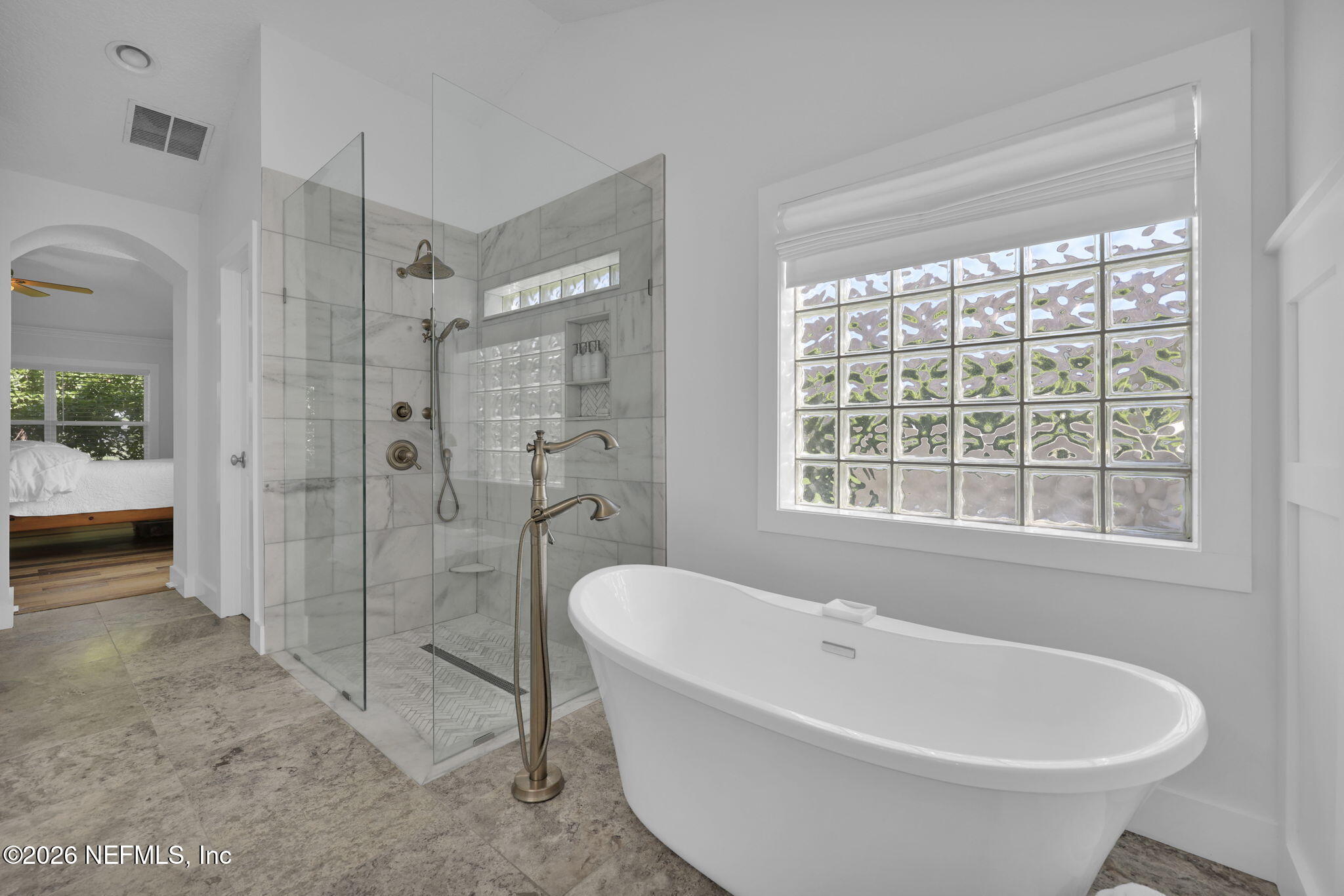 2290 EAGLE HARBOR Parkway